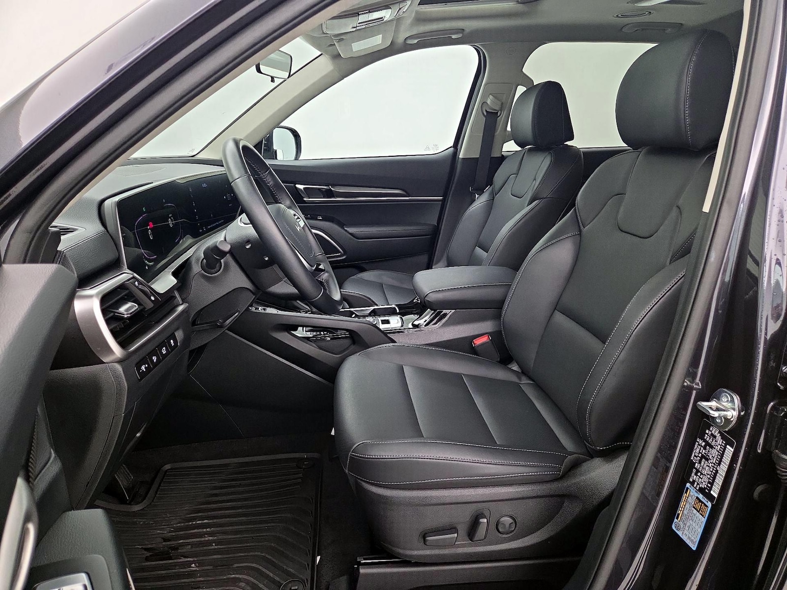 2025 Kia Telluride S - Photo 12