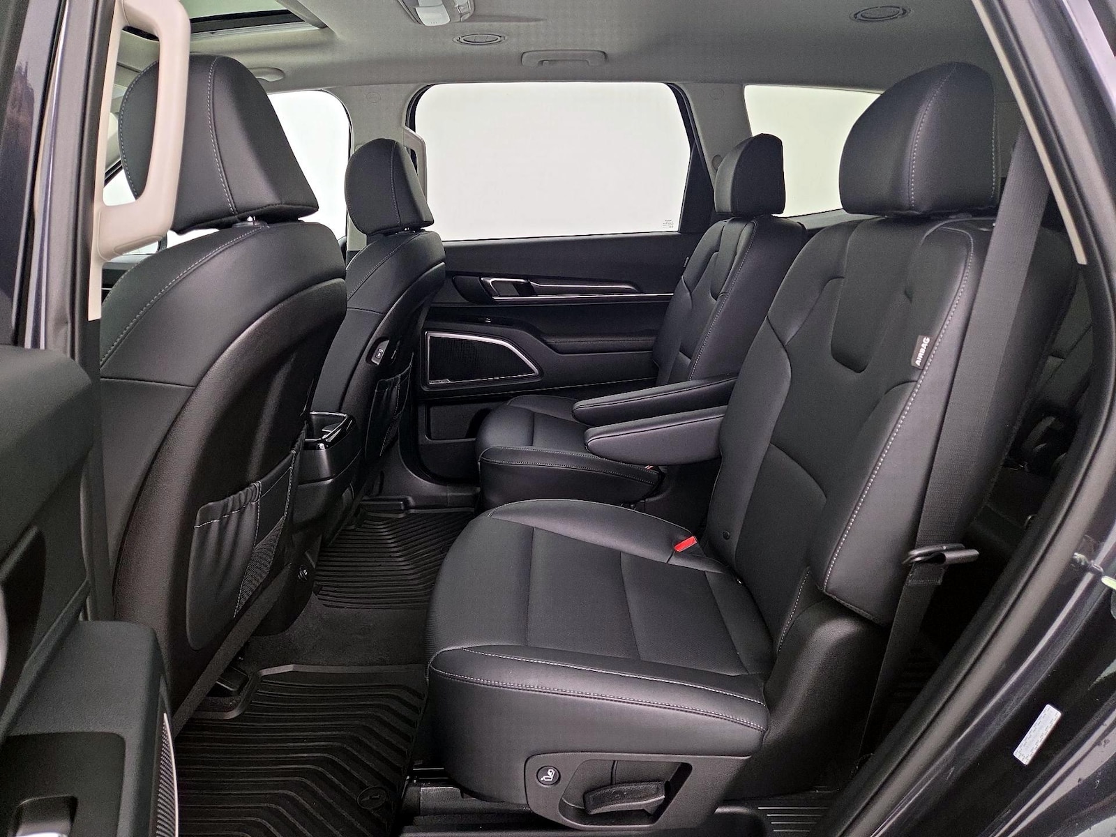 2025 Kia Telluride S - Photo 22
