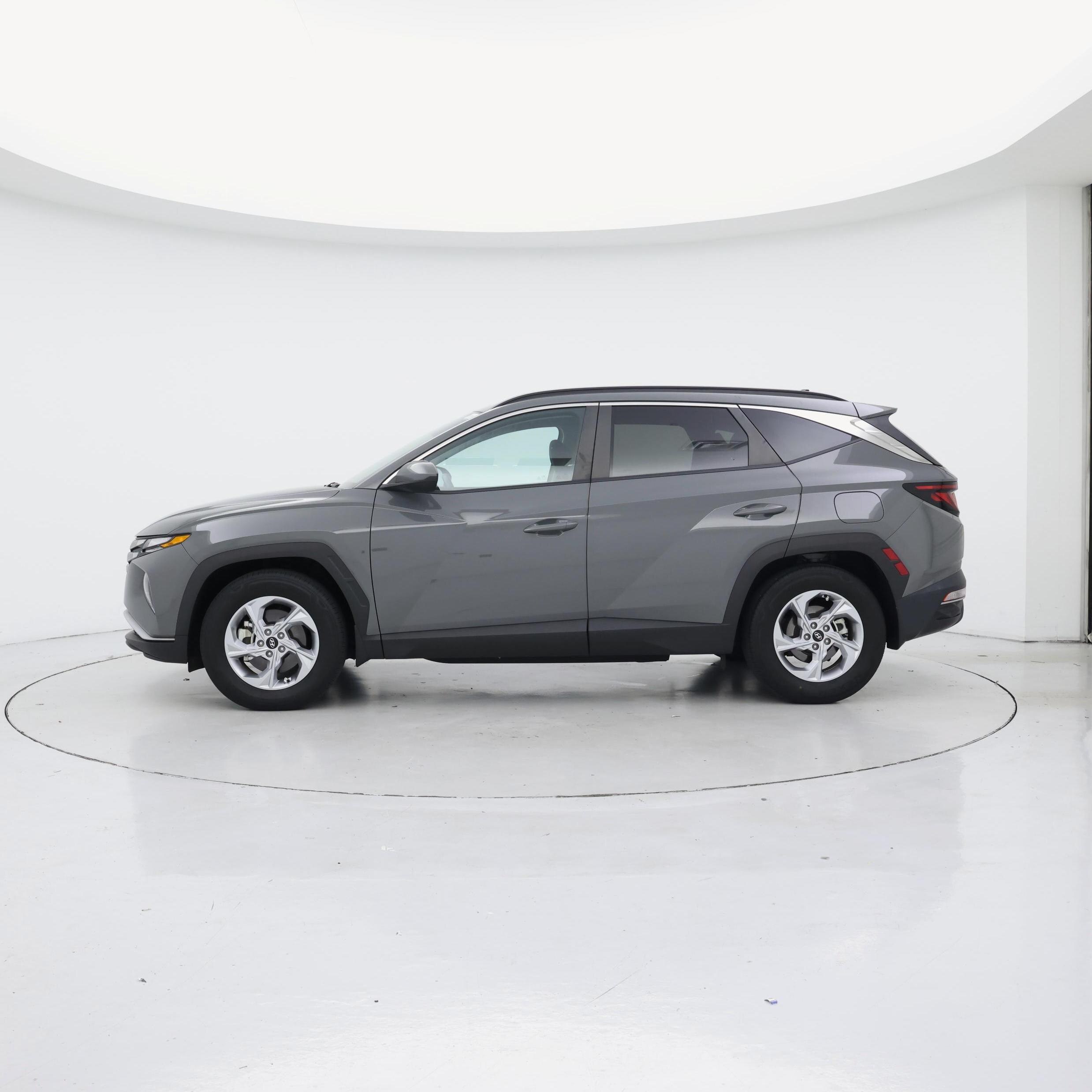 Thumbnail: 2024 Hyundai Tucson - 3