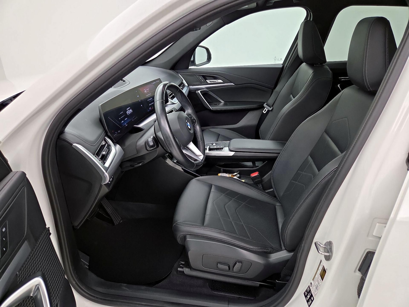Power Seat(s) & Side Airbags