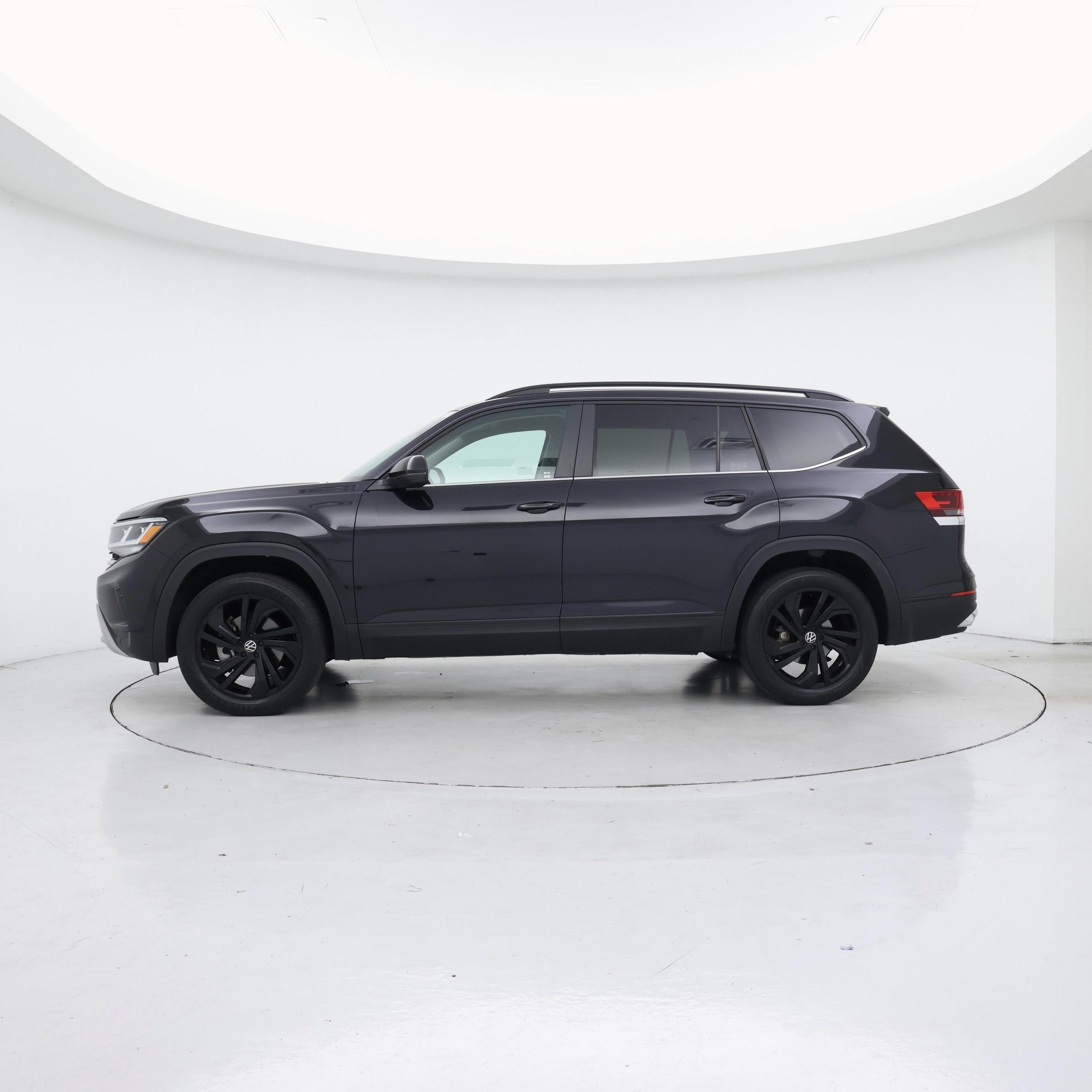 Thumbnail: 2022 Volkswagen Atlas - 3