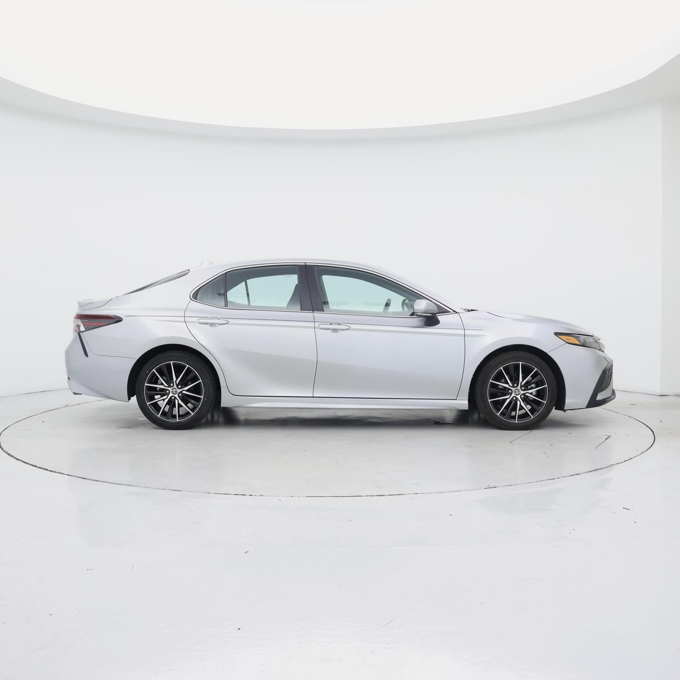 Thumbnail: 2024 Toyota Camry - 7