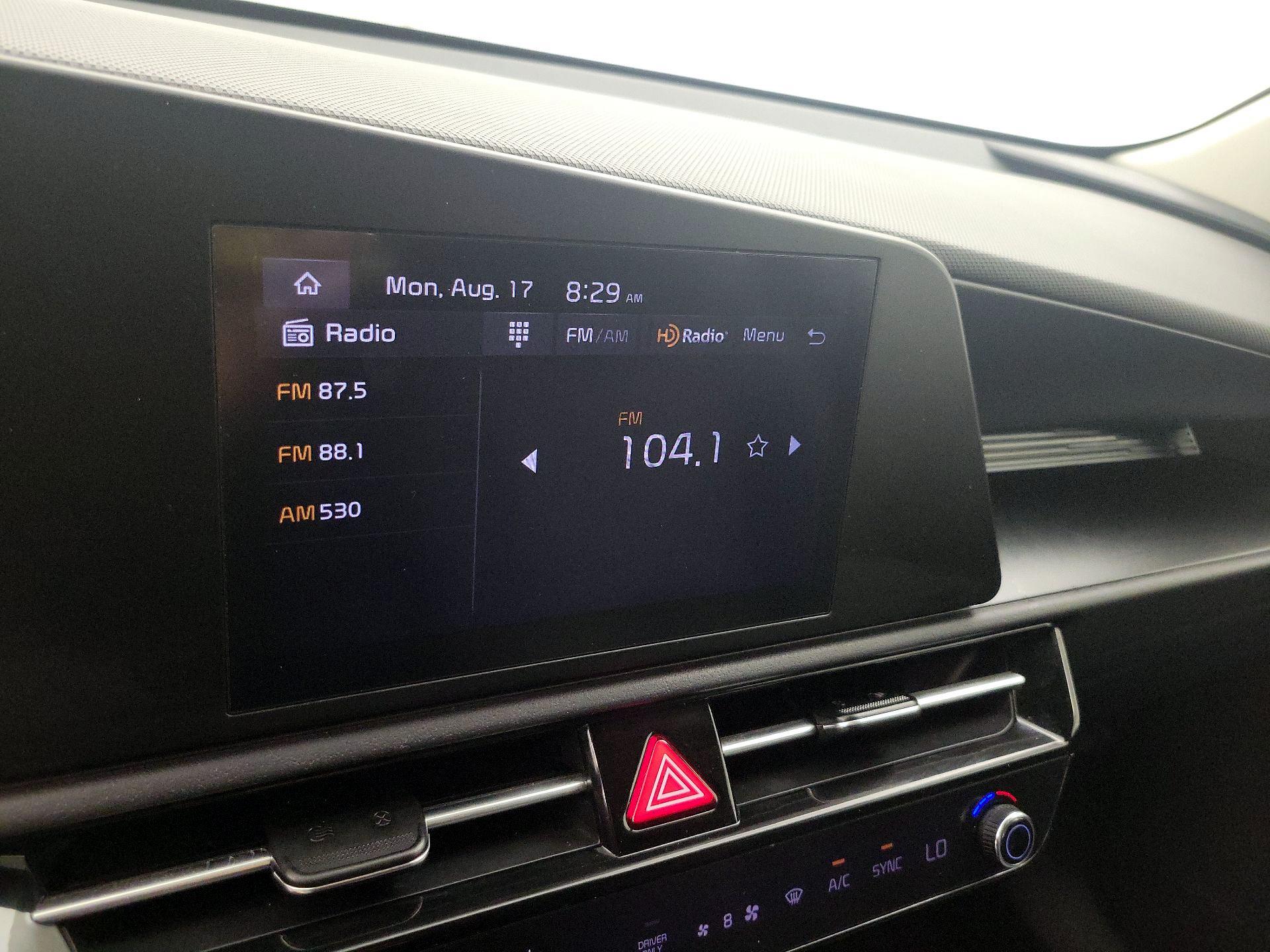 Thumbnail: 2025 Kia Niro - 15