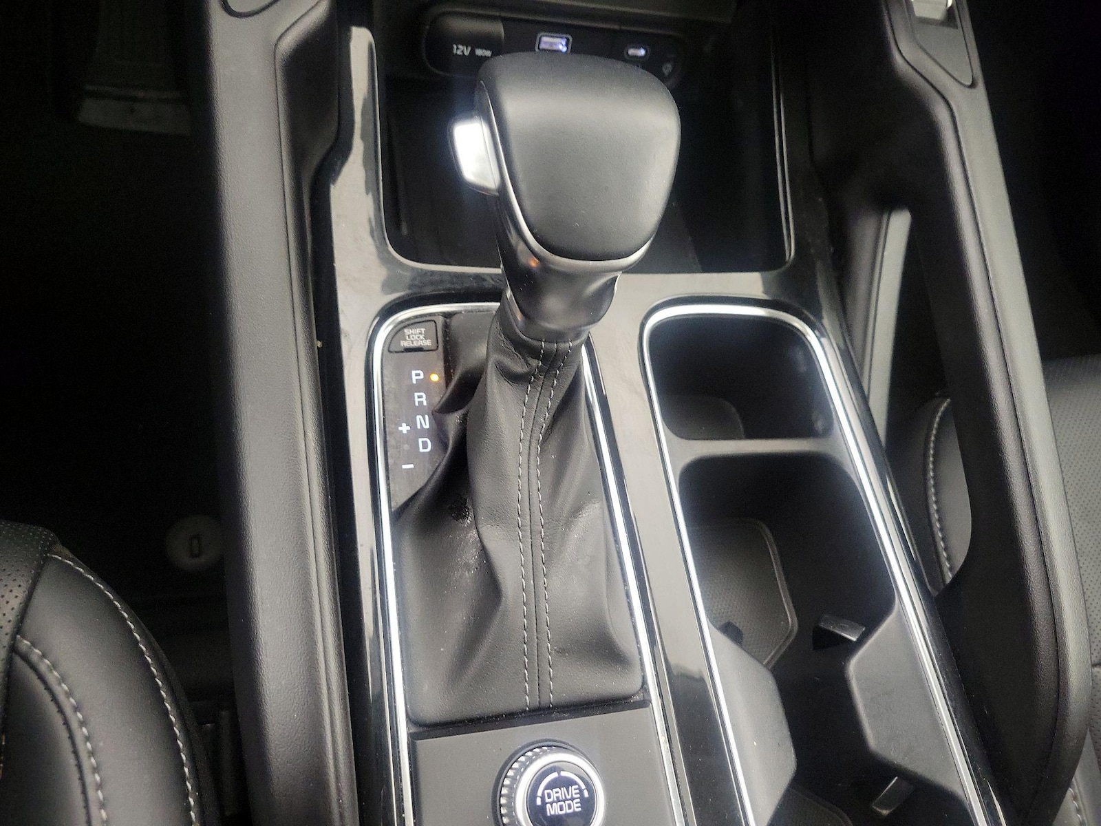 2025 Kia Telluride S - Photo 19