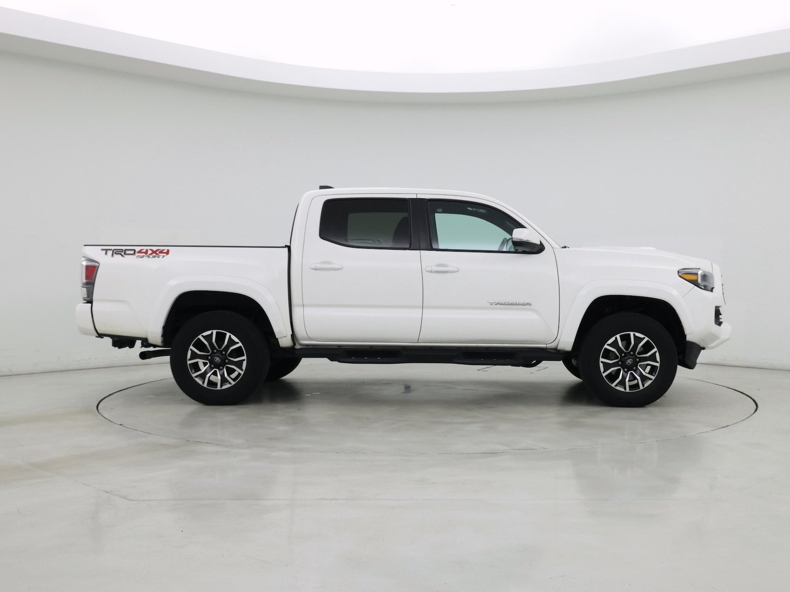 2022 Toyota Tacoma TRD Sport - Photo 8