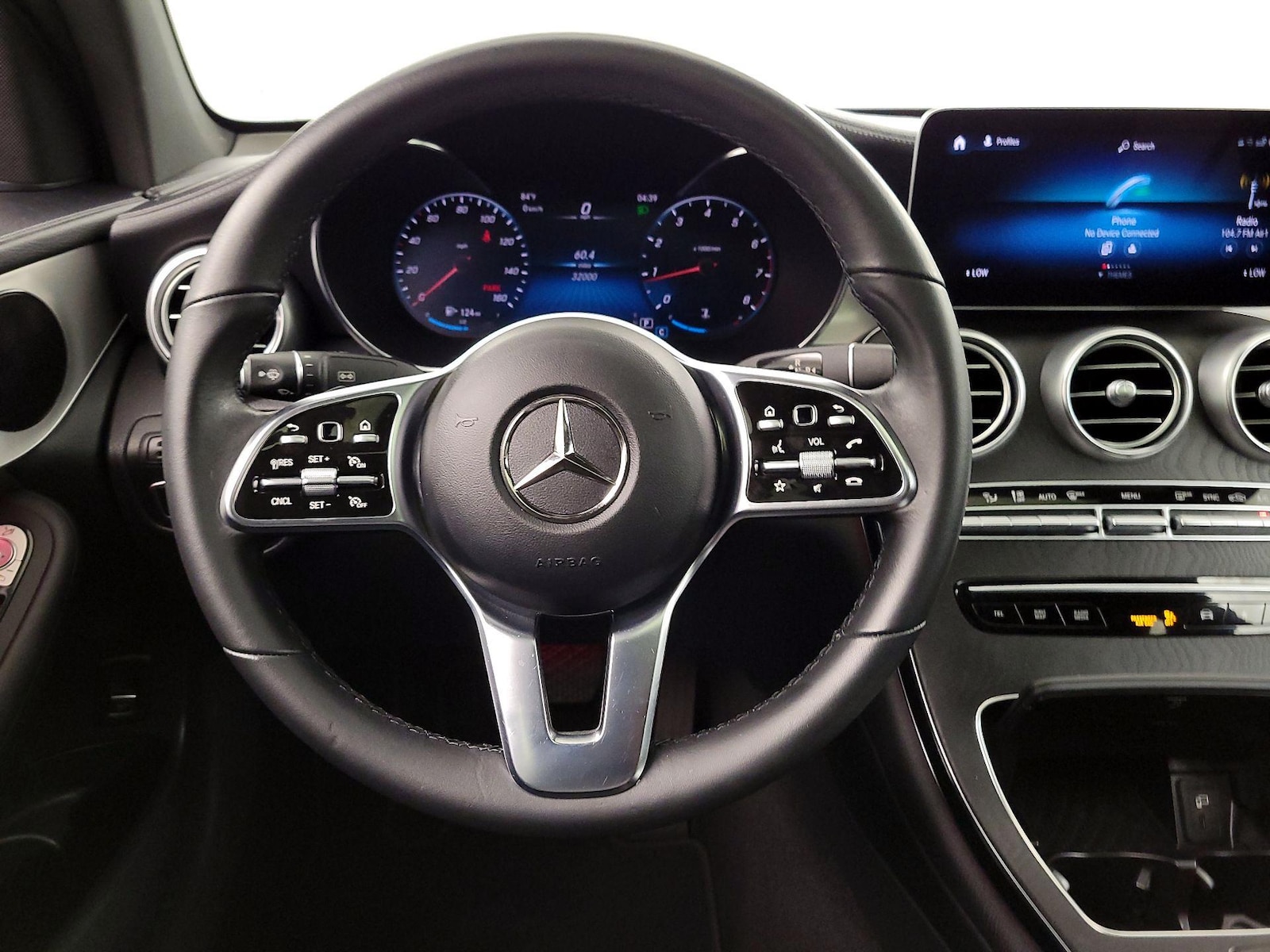 2023 Mercedes-Benz GLC Coupe GLC300 - Photo 11