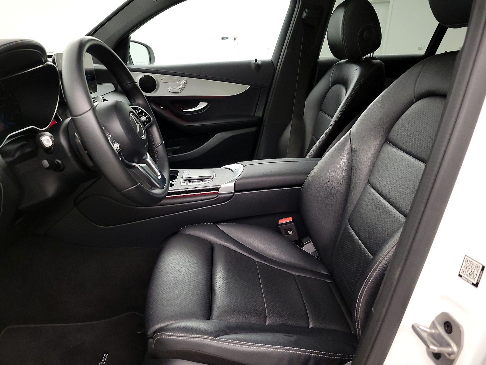2023 Mercedes-Benz GLC Coupe GLC300 - Photo 12
