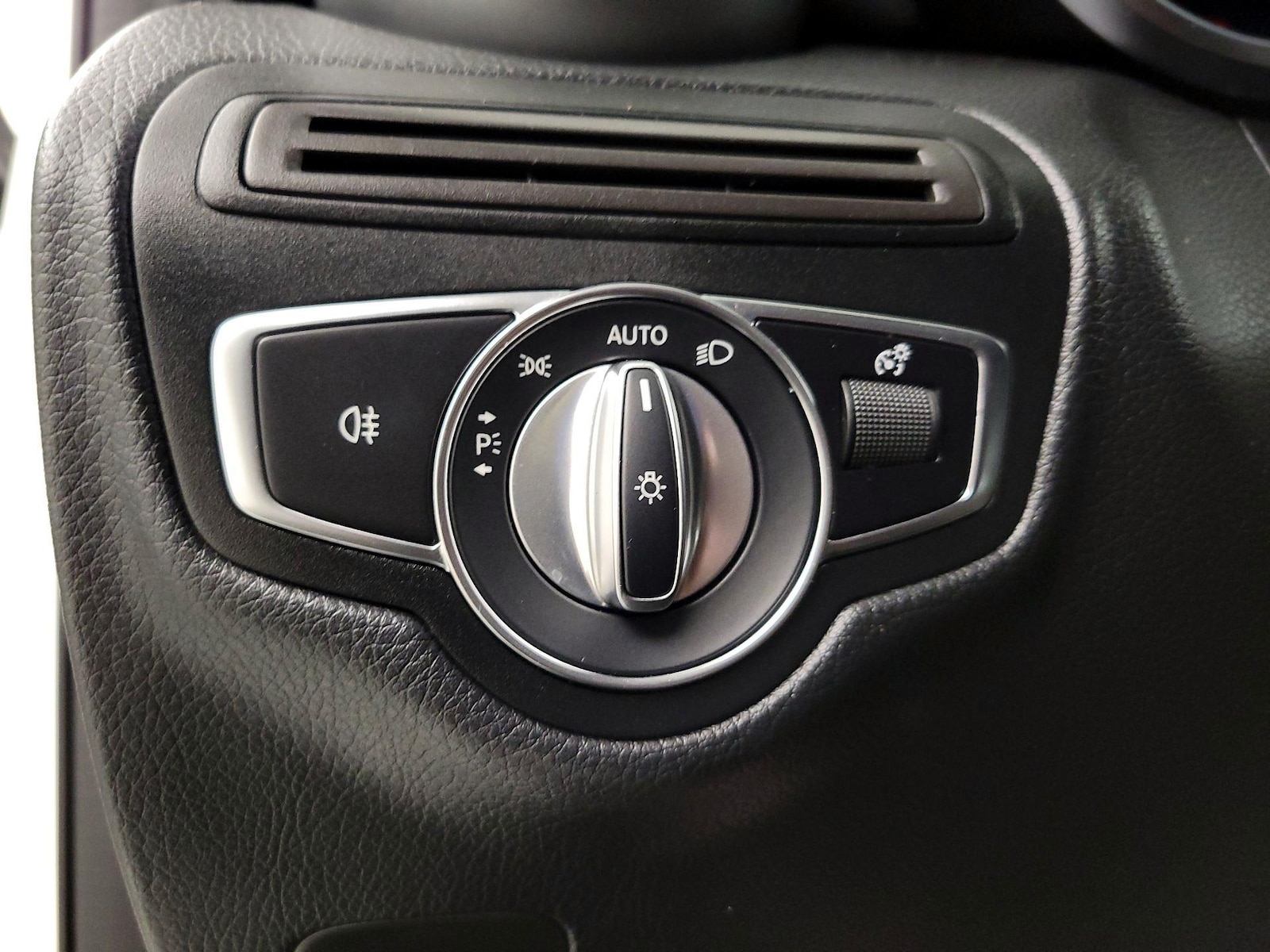 2023 Mercedes-Benz GLC Coupe GLC300 - Photo 14