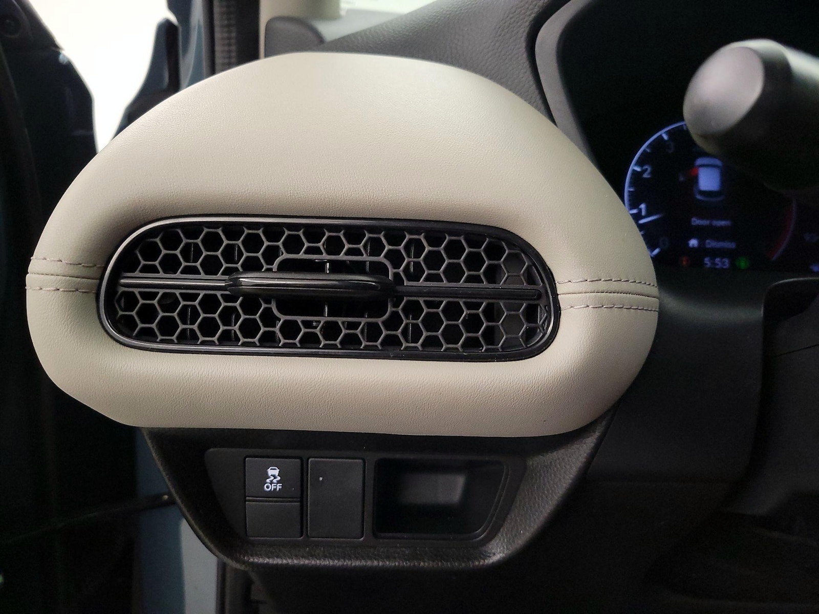 2025 Honda HR-V LX - Photo 14
