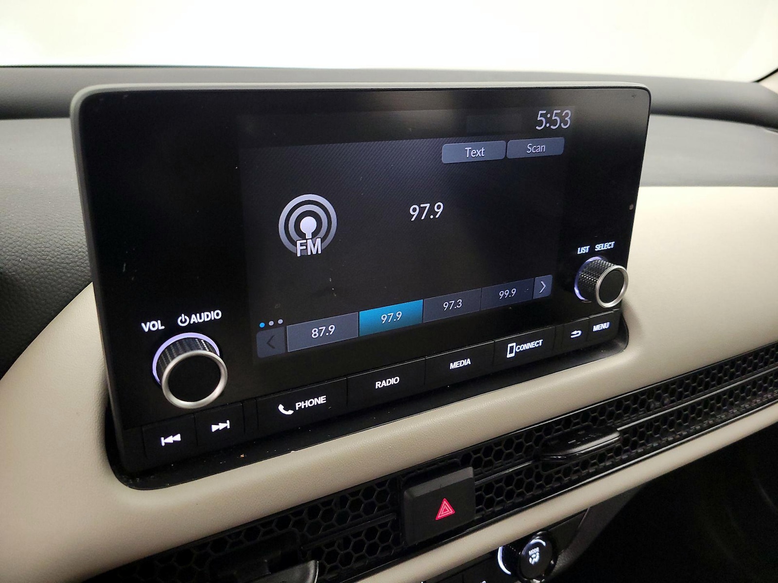 2025 Honda HR-V LX - Photo 16