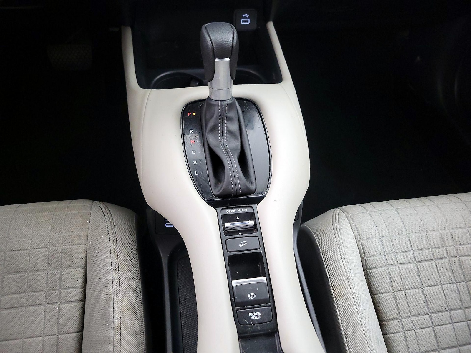 2025 Honda HR-V LX - Photo 18