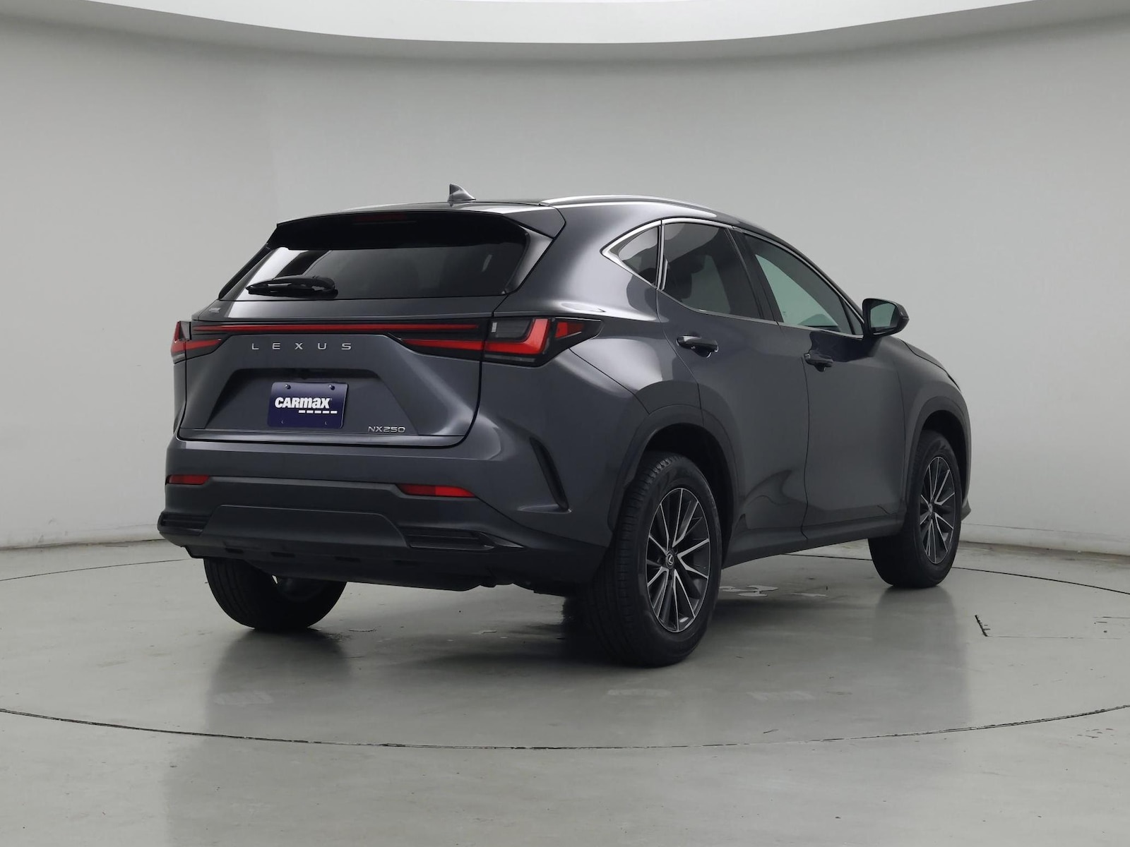 2024 Lexus NX 250 - Photo 9