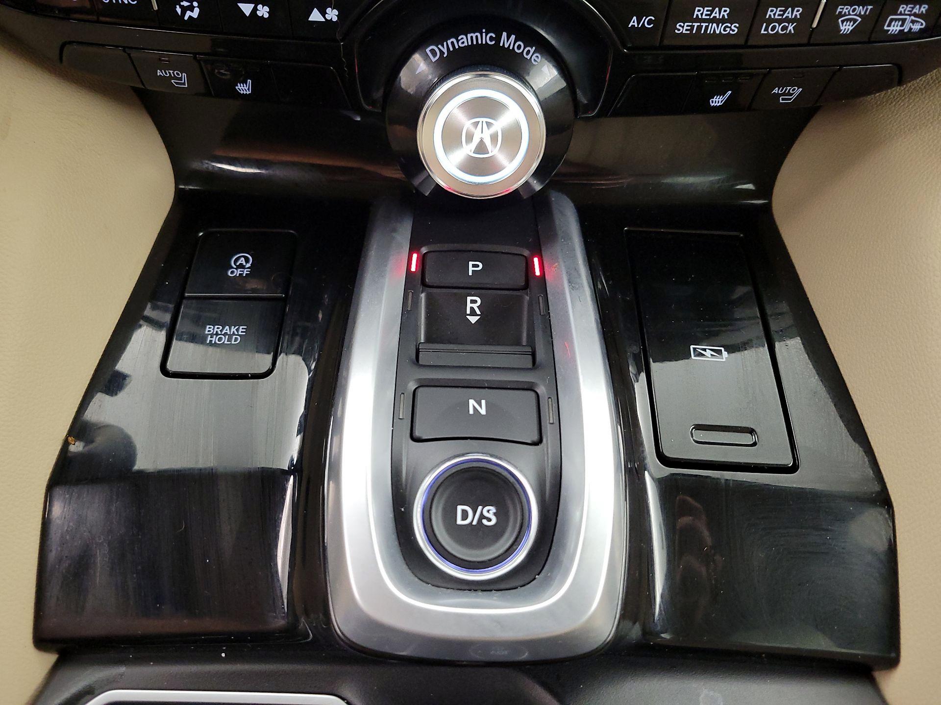 Thumbnail: 2023 Acura MDX - 17