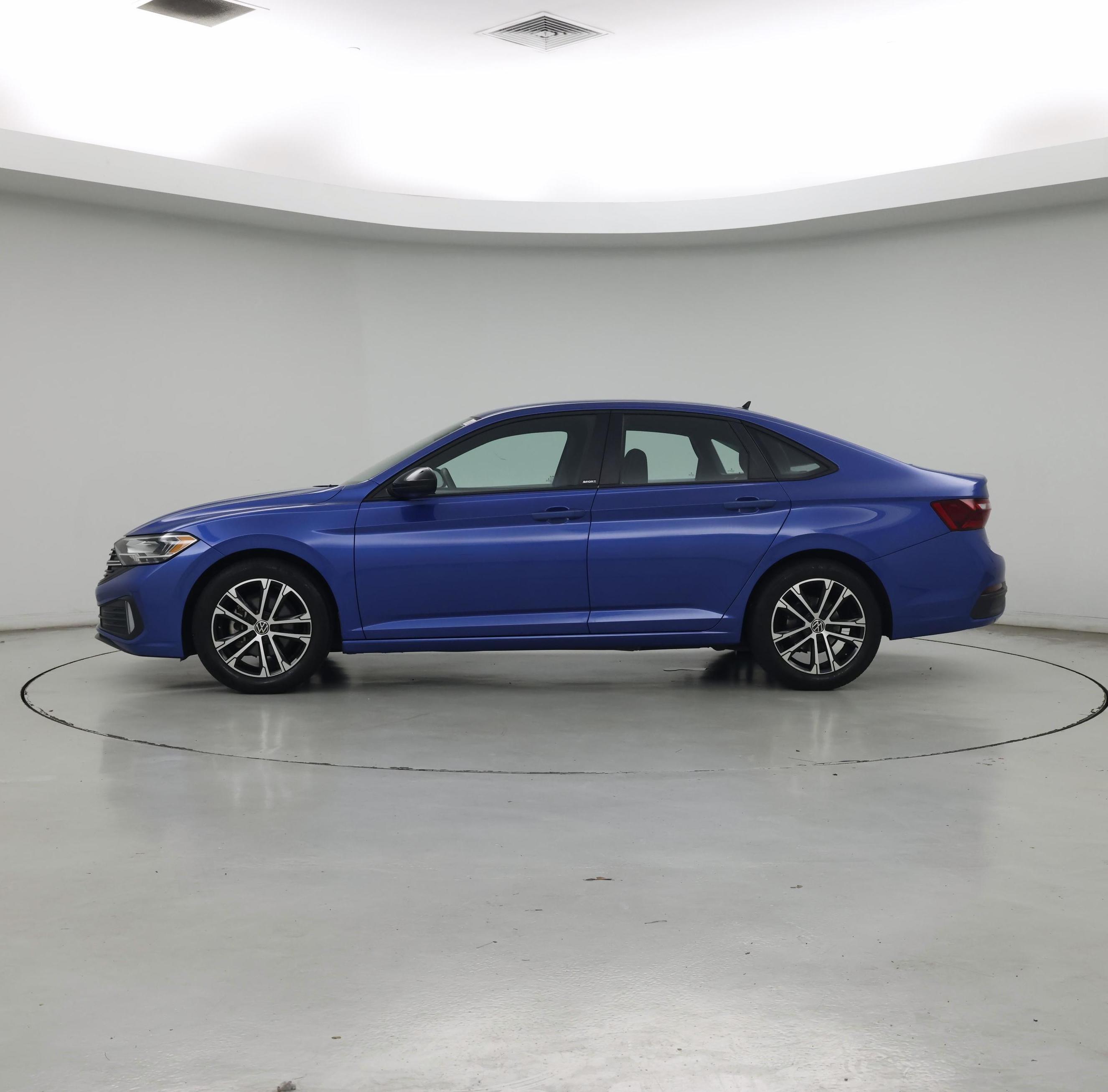 Thumbnail: 2024 Volkswagen Jetta - 3
