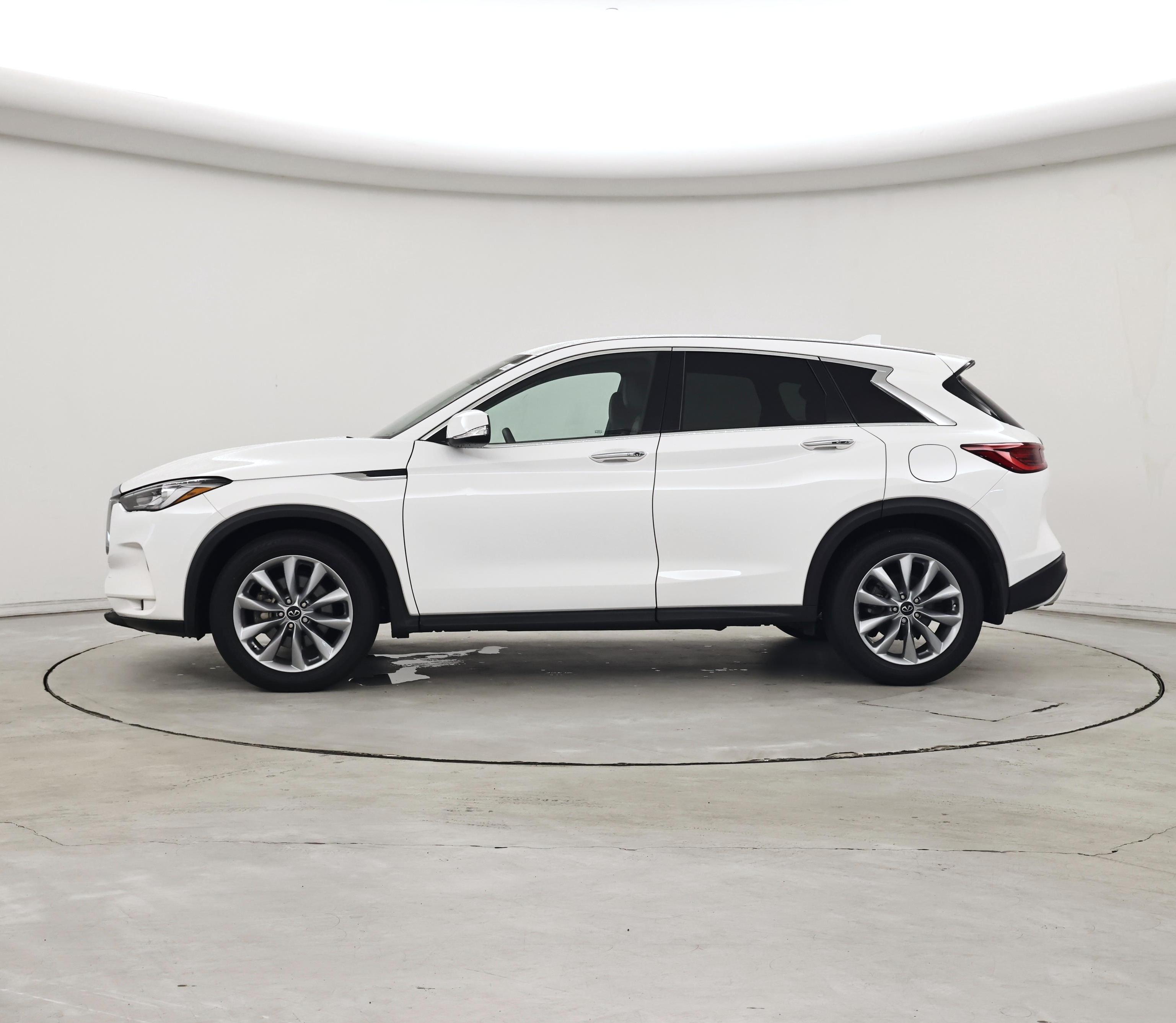 Thumbnail: 2022 INFINITI QX50 - 3