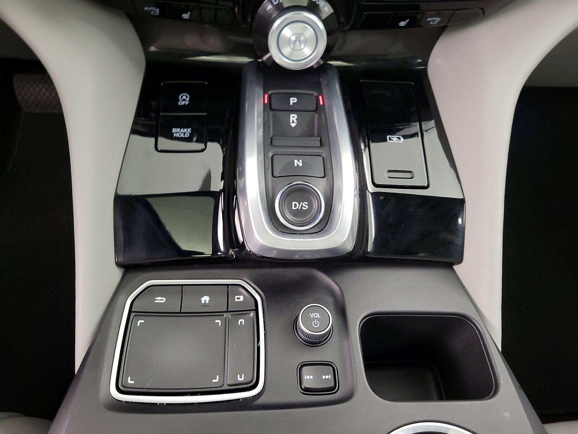 Thumbnail: 2023 Acura MDX - 18