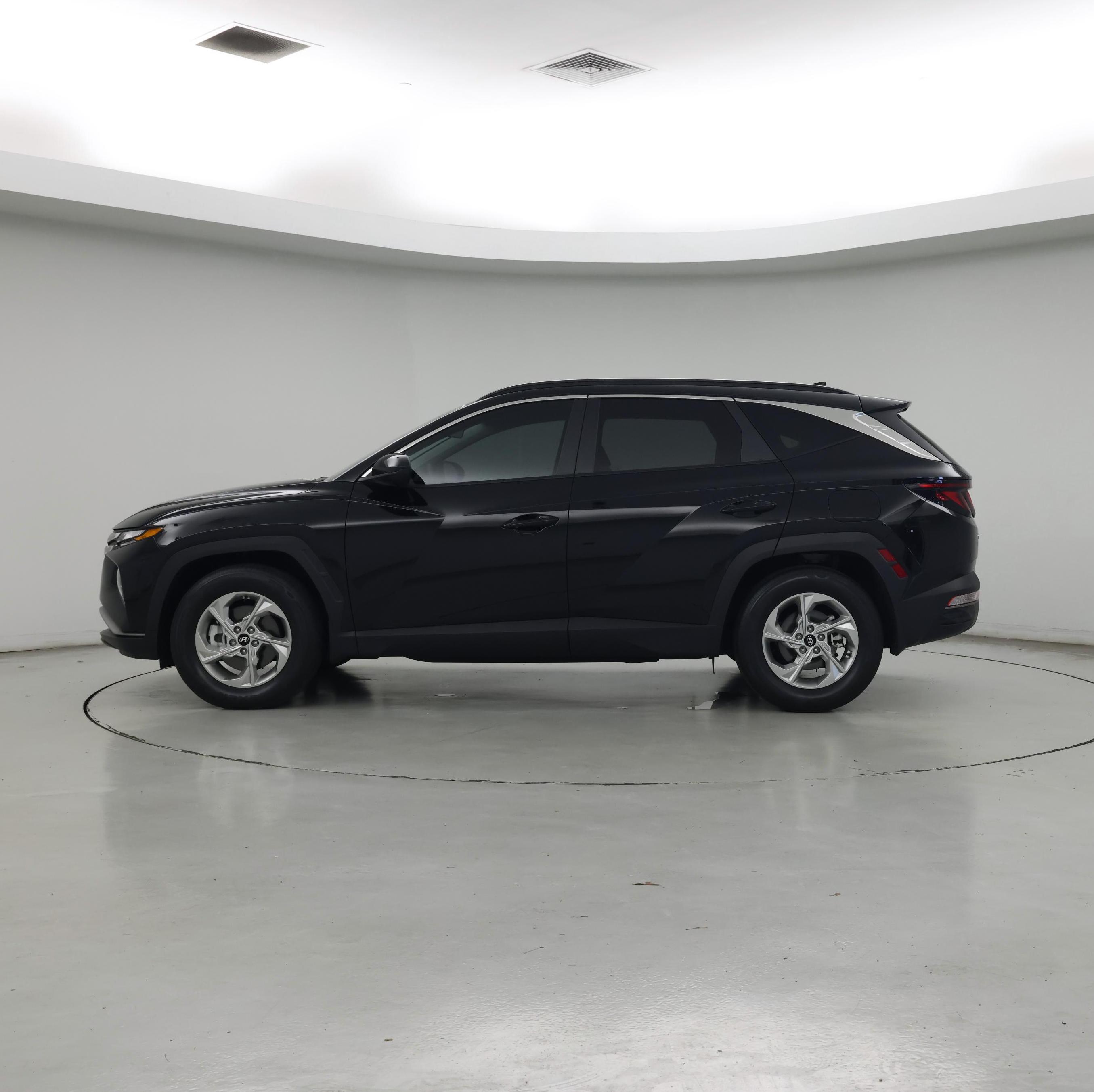 Thumbnail: 2024 Hyundai Tucson - 3