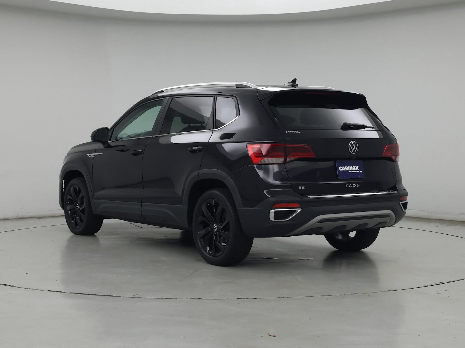 2023 Volkswagen Taos SE - Photo 3