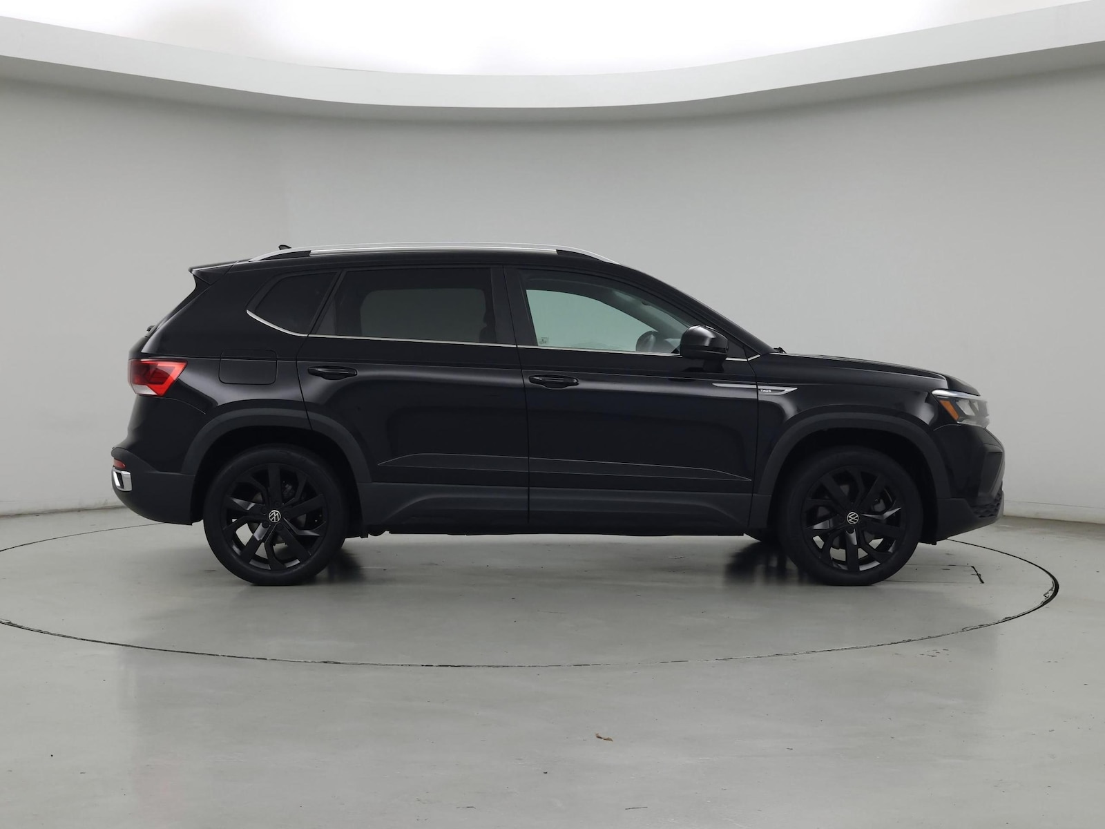 2023 Volkswagen Taos SE - Photo 8