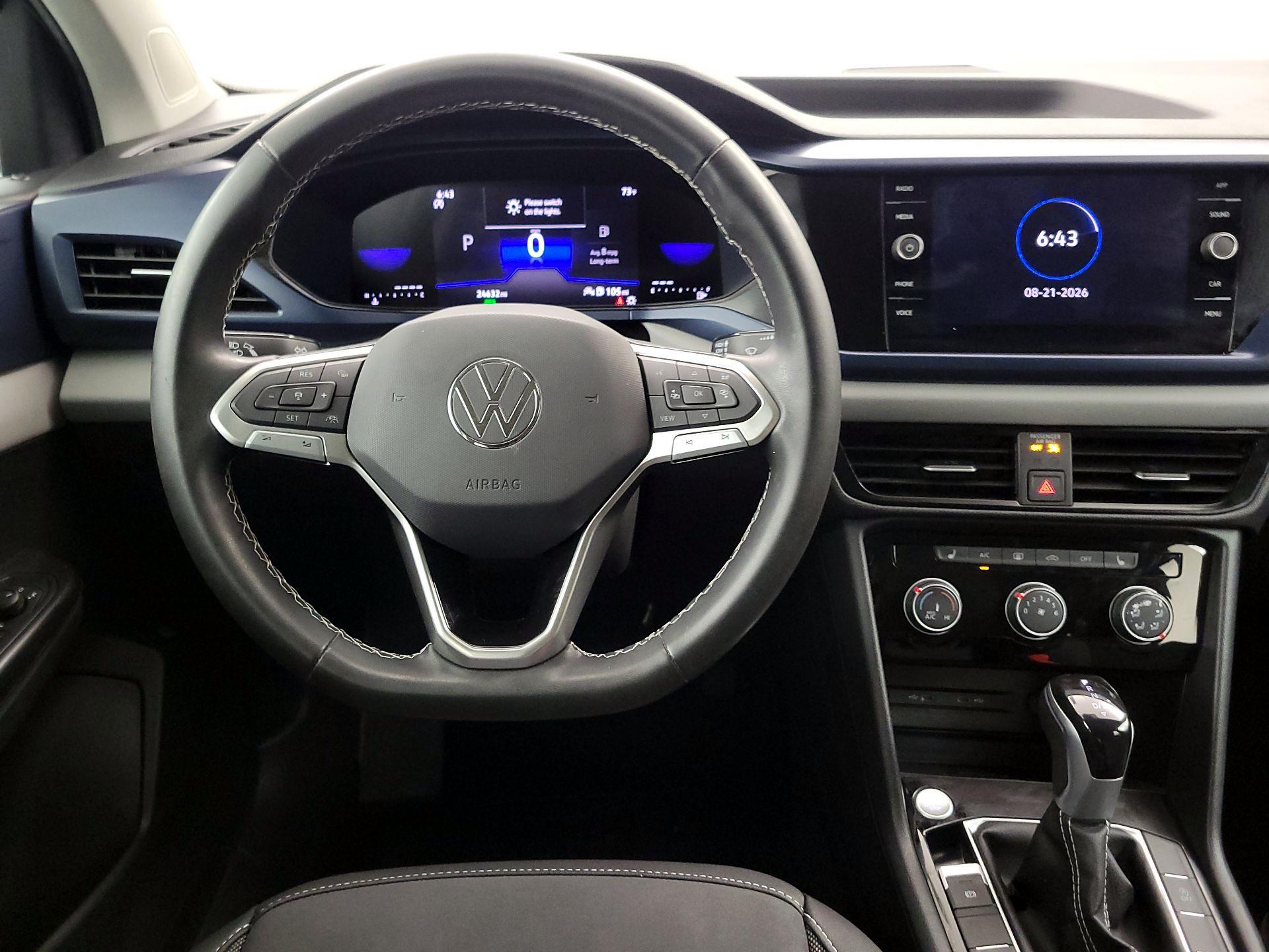 Thumbnail: 2023 Volkswagen Taos - 10