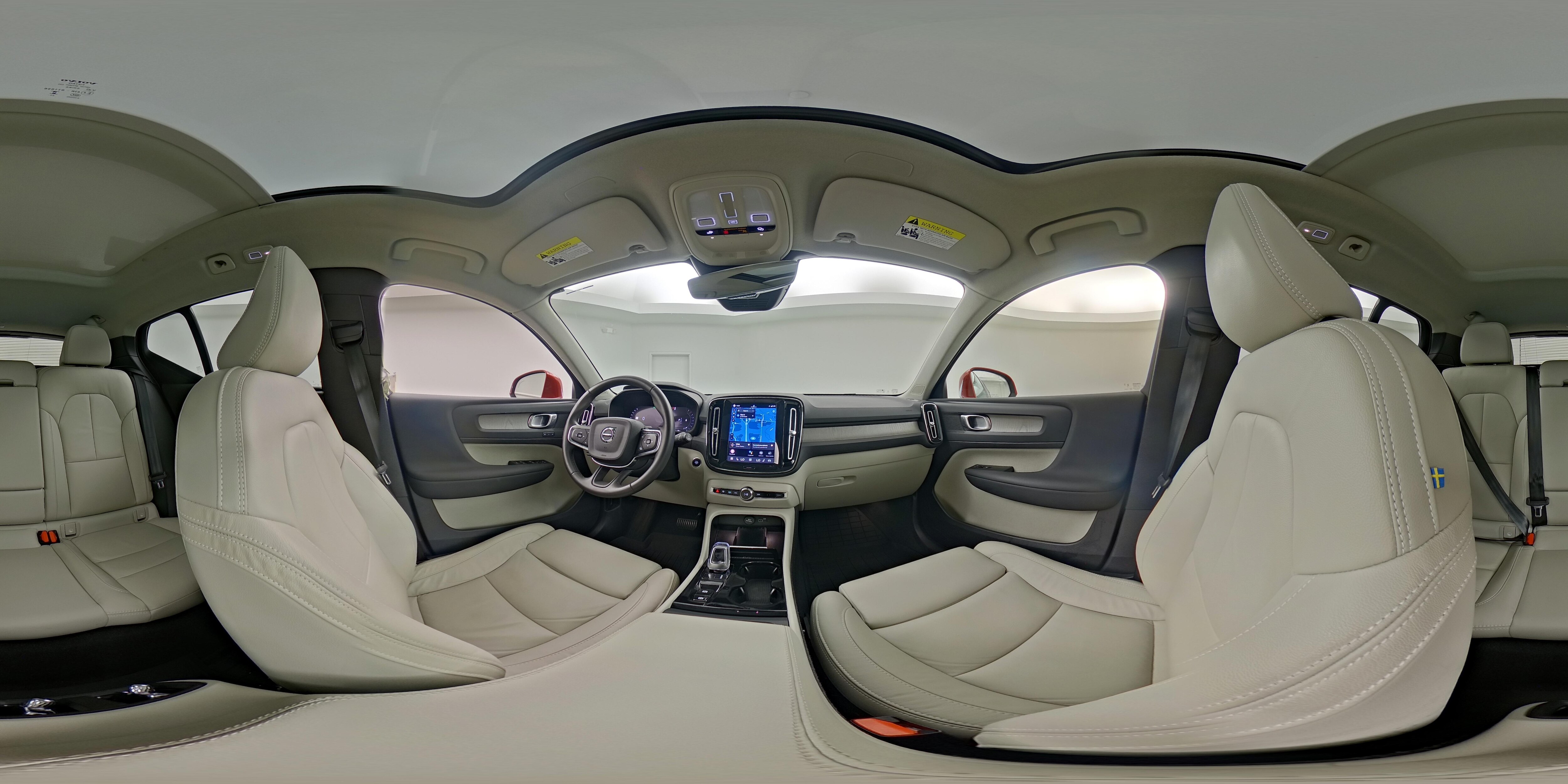2023 Volvo XC40 Plus - Photo 25