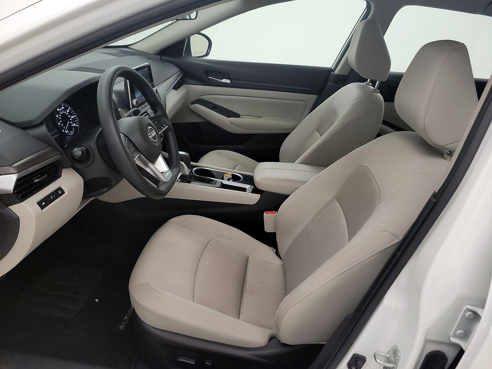 Thumbnail: 2024 Nissan Altima - 11
