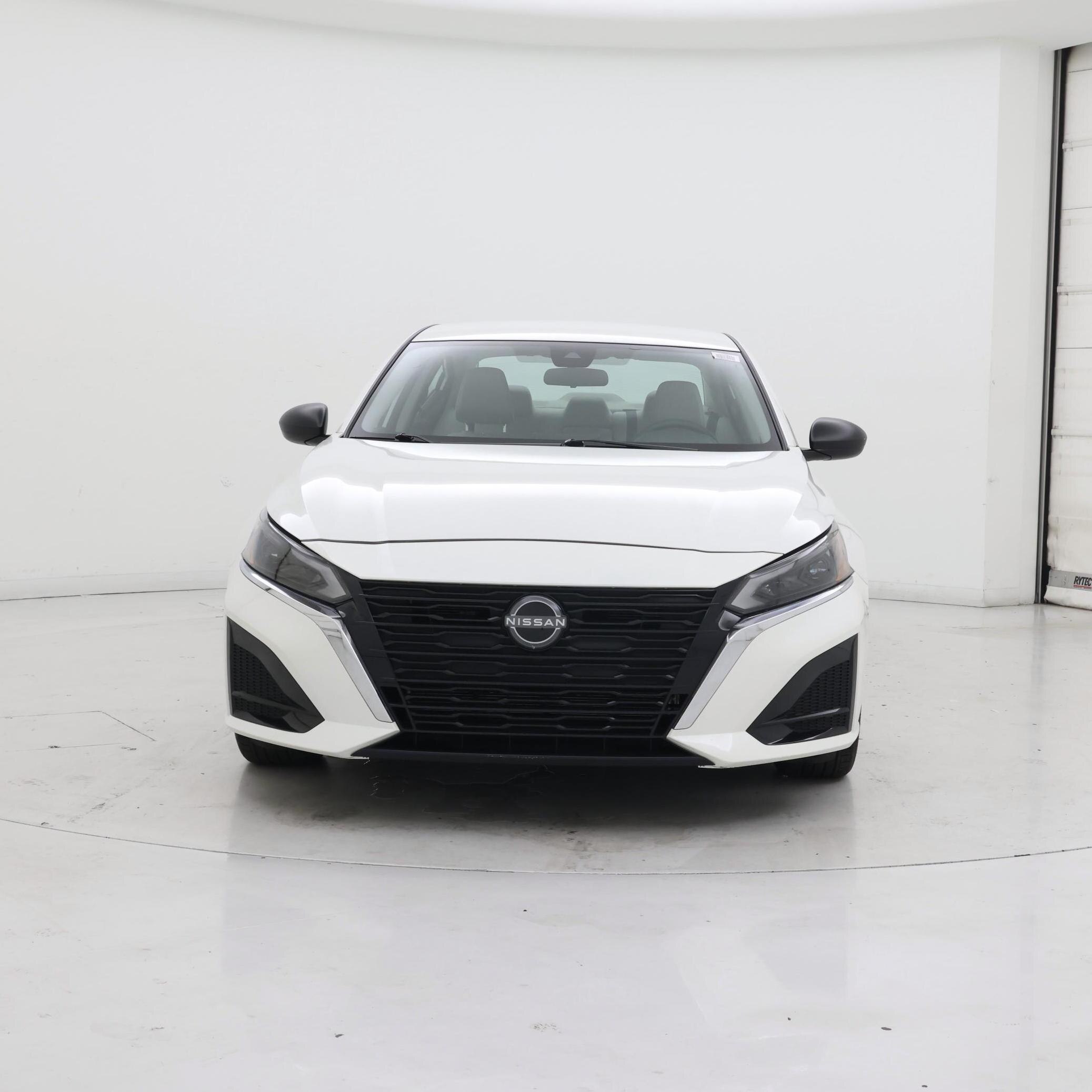 Thumbnail: 2024 Nissan Altima - 5