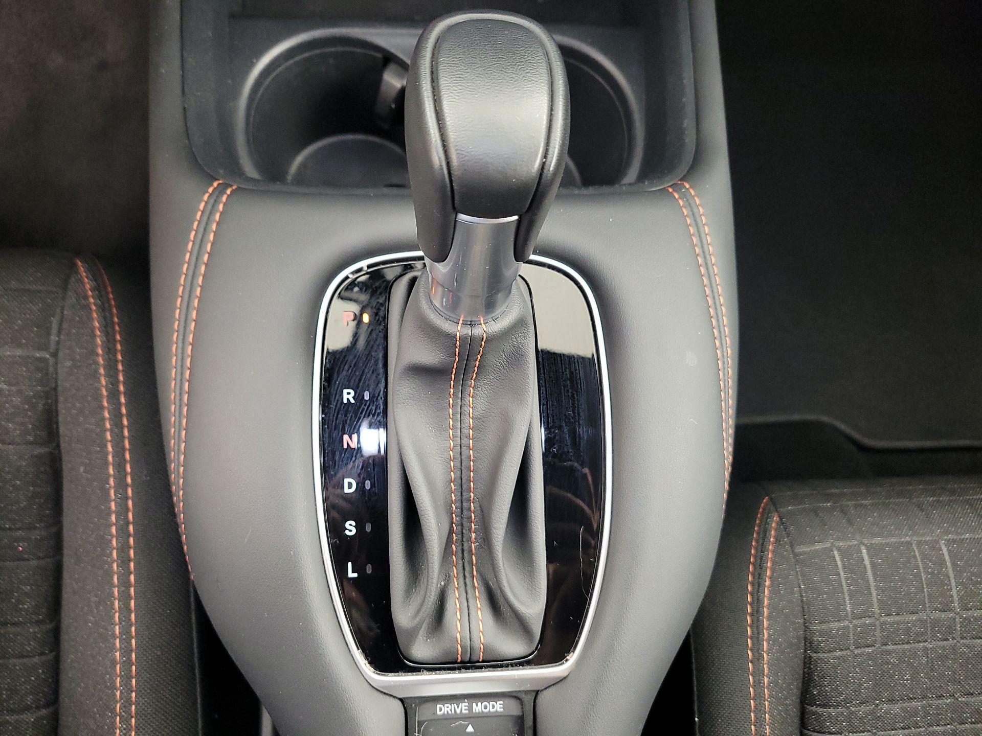 Thumbnail: 2025 Honda HR-V - 17
