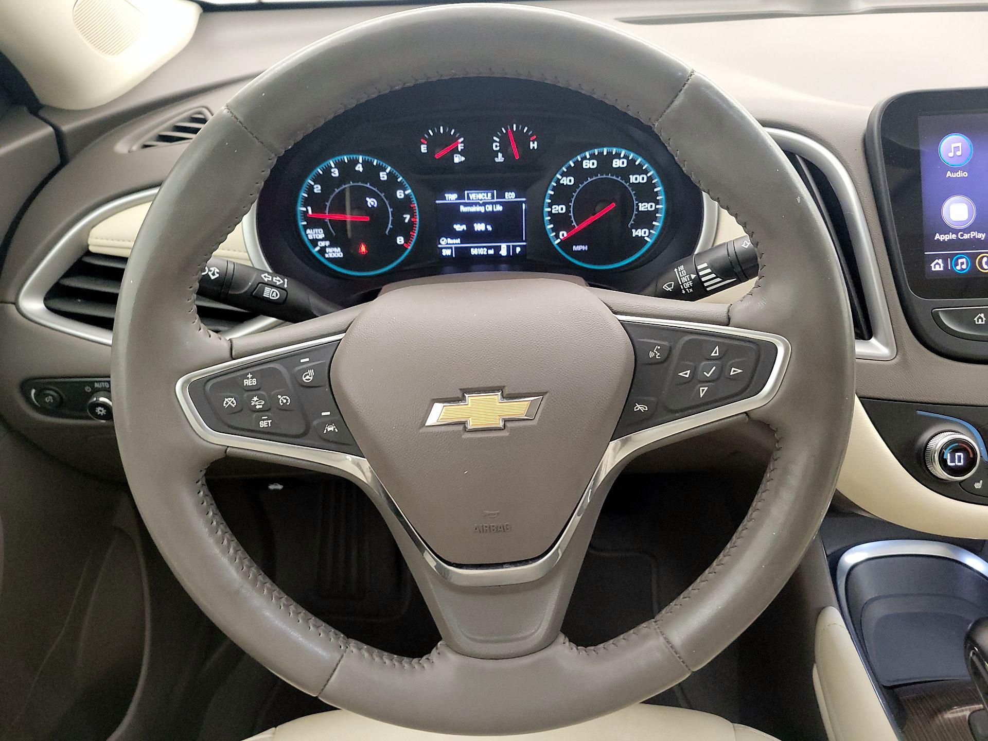 Thumbnail: 2022 Chevrolet Malibu - 10