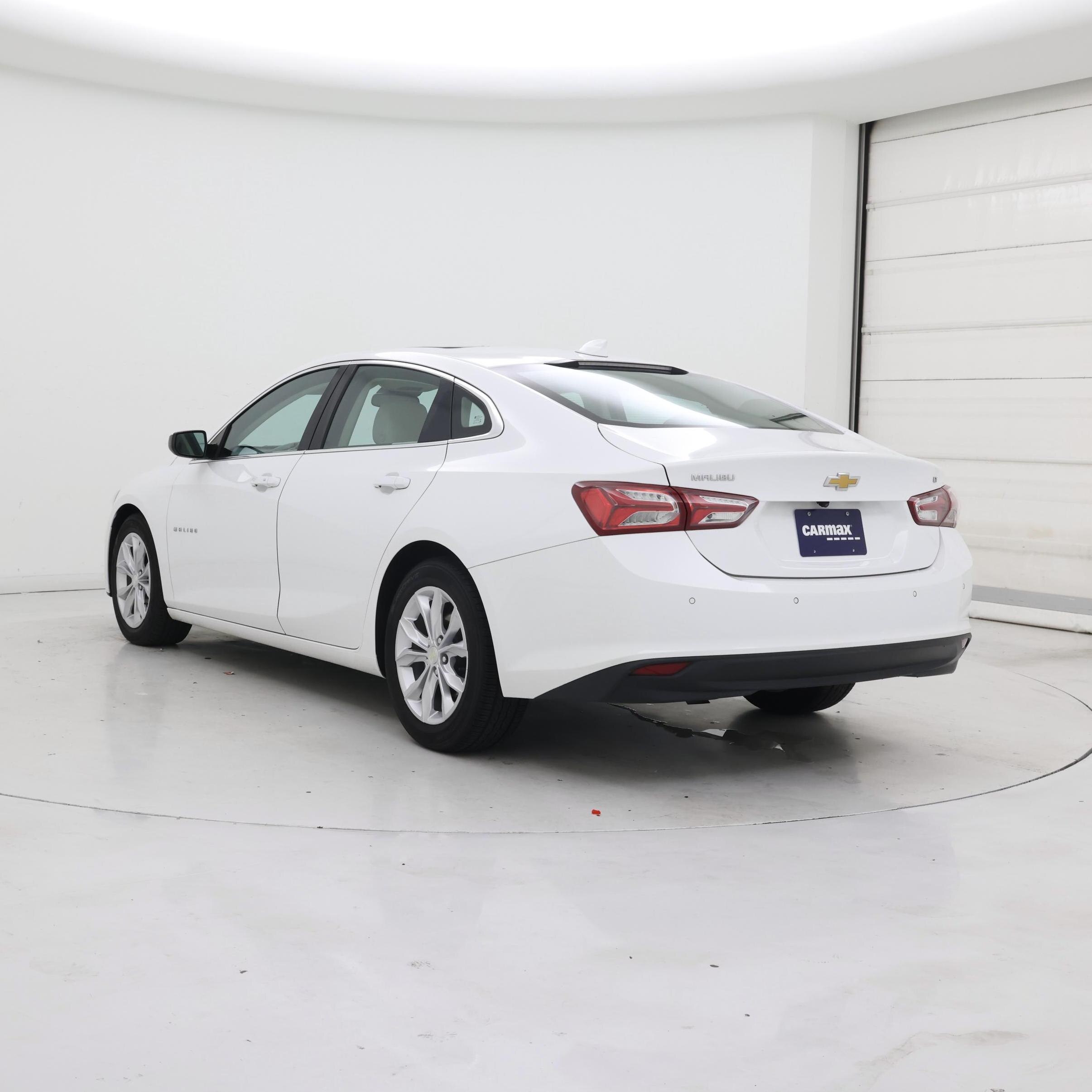 Thumbnail: 2022 Chevrolet Malibu - 2