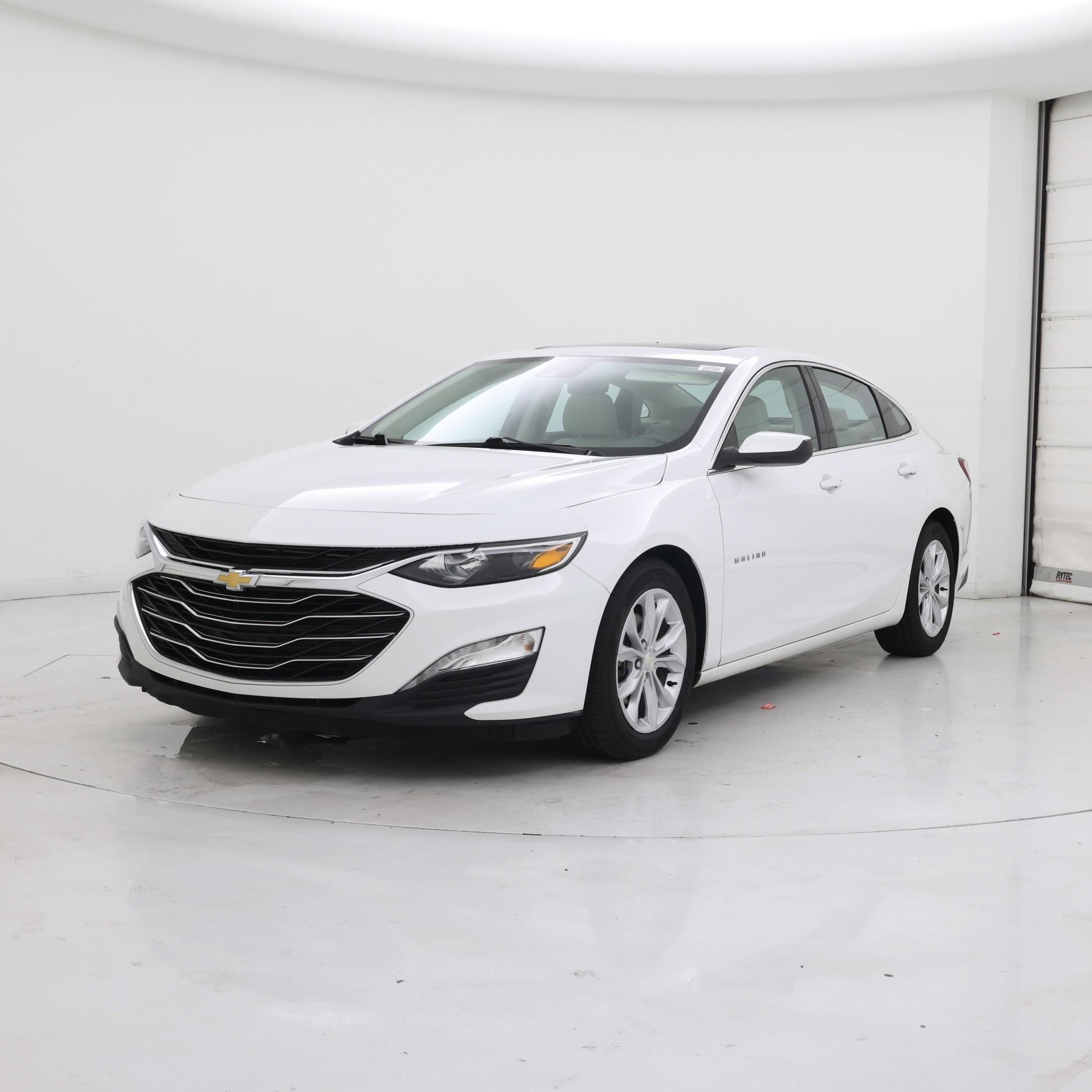 Thumbnail: 2022 Chevrolet Malibu - 4