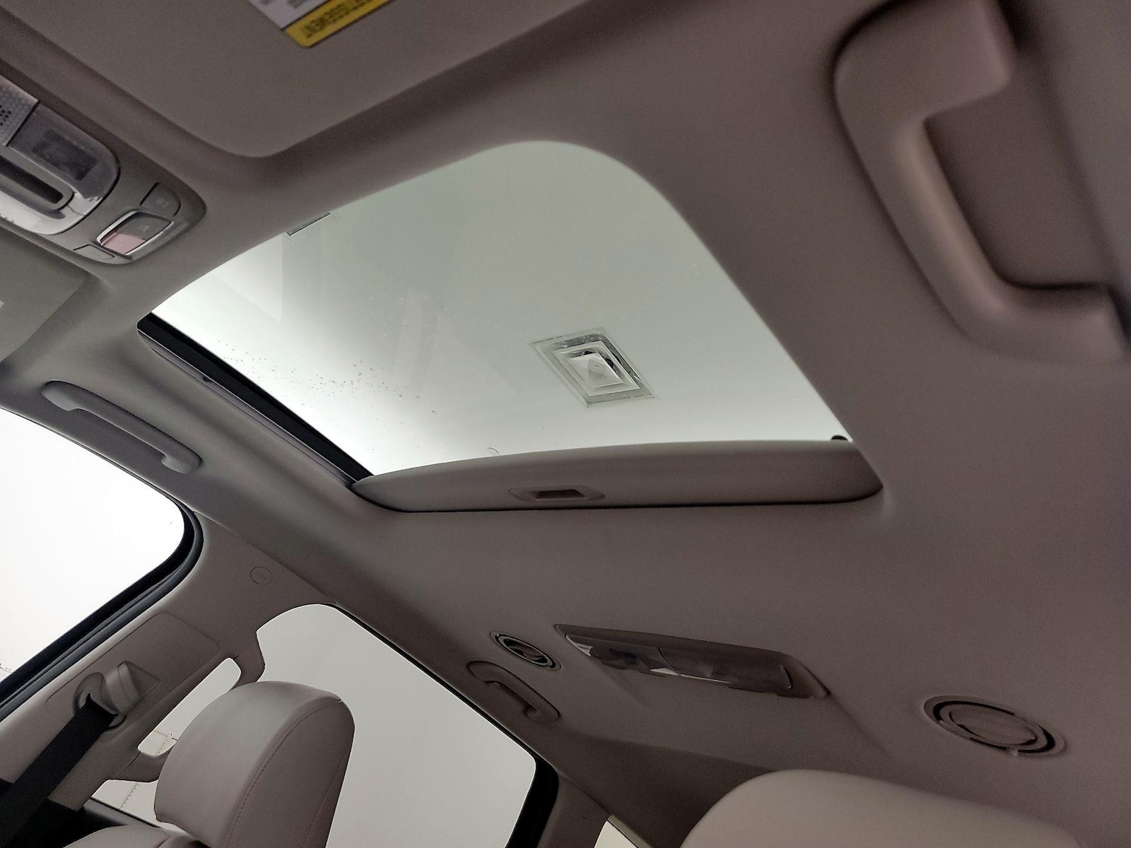 2025 Kia Telluride S - Photo 21