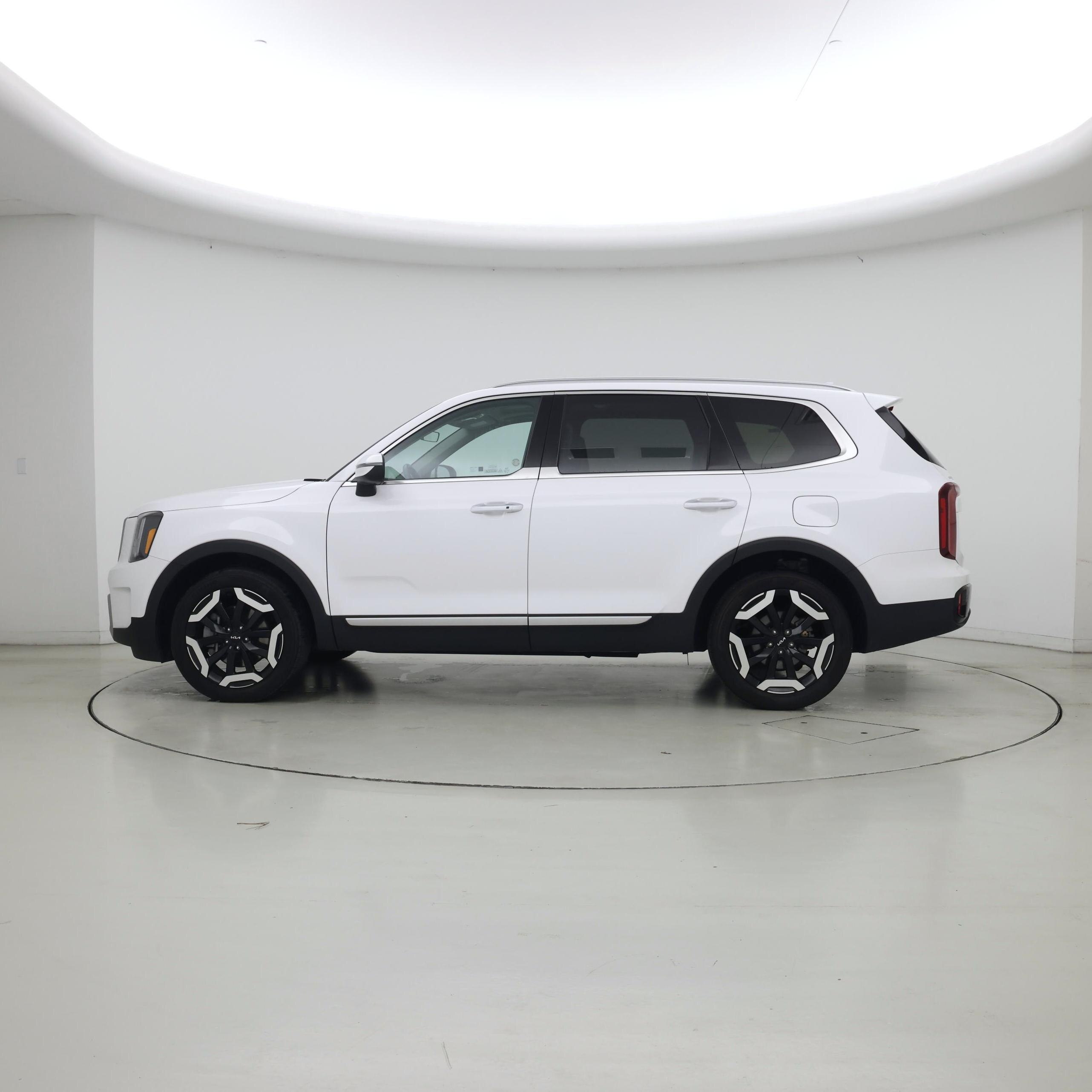 Thumbnail: 2025 Kia Telluride - 3