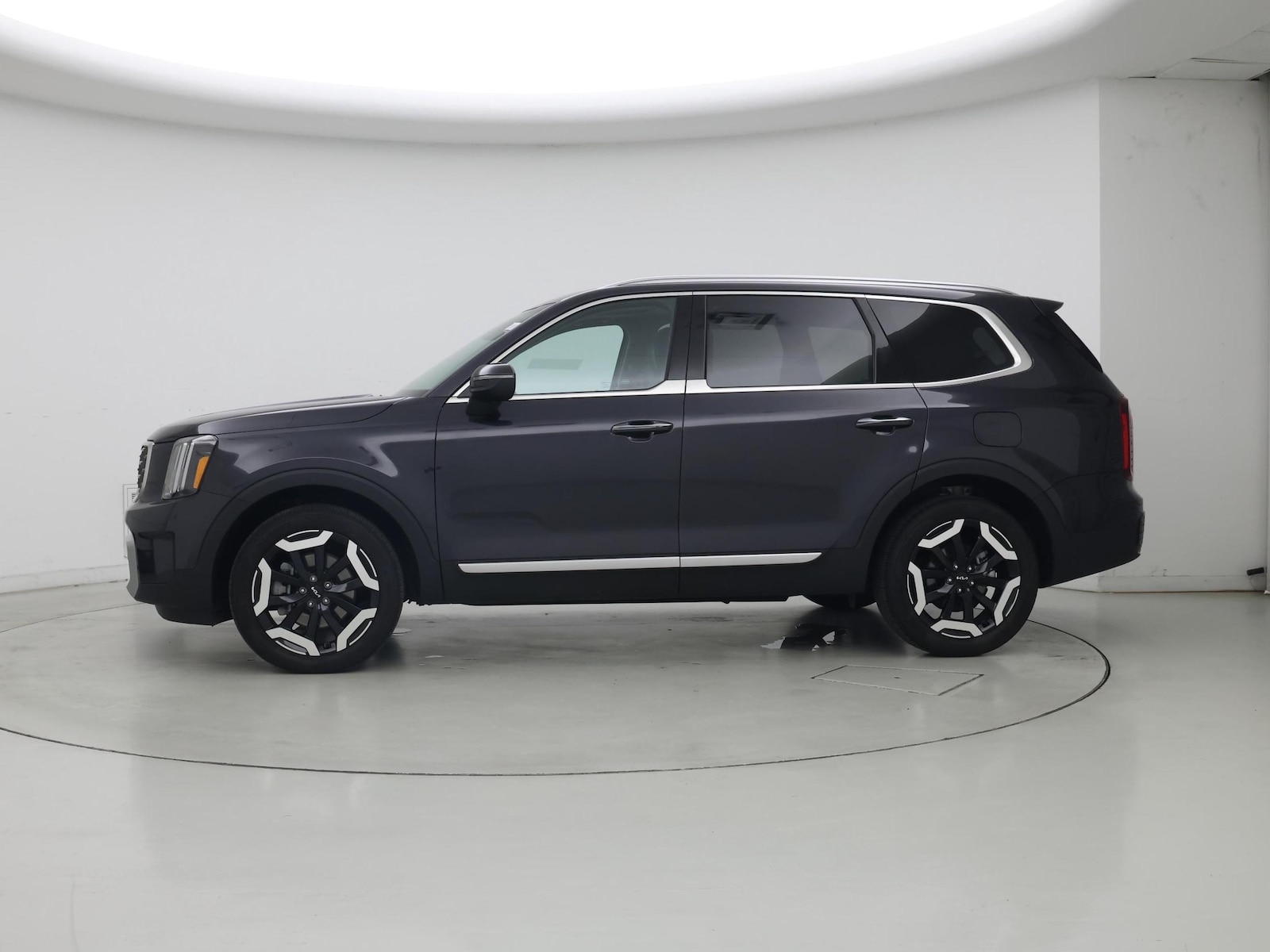 2025 Kia Telluride S - Photo 4