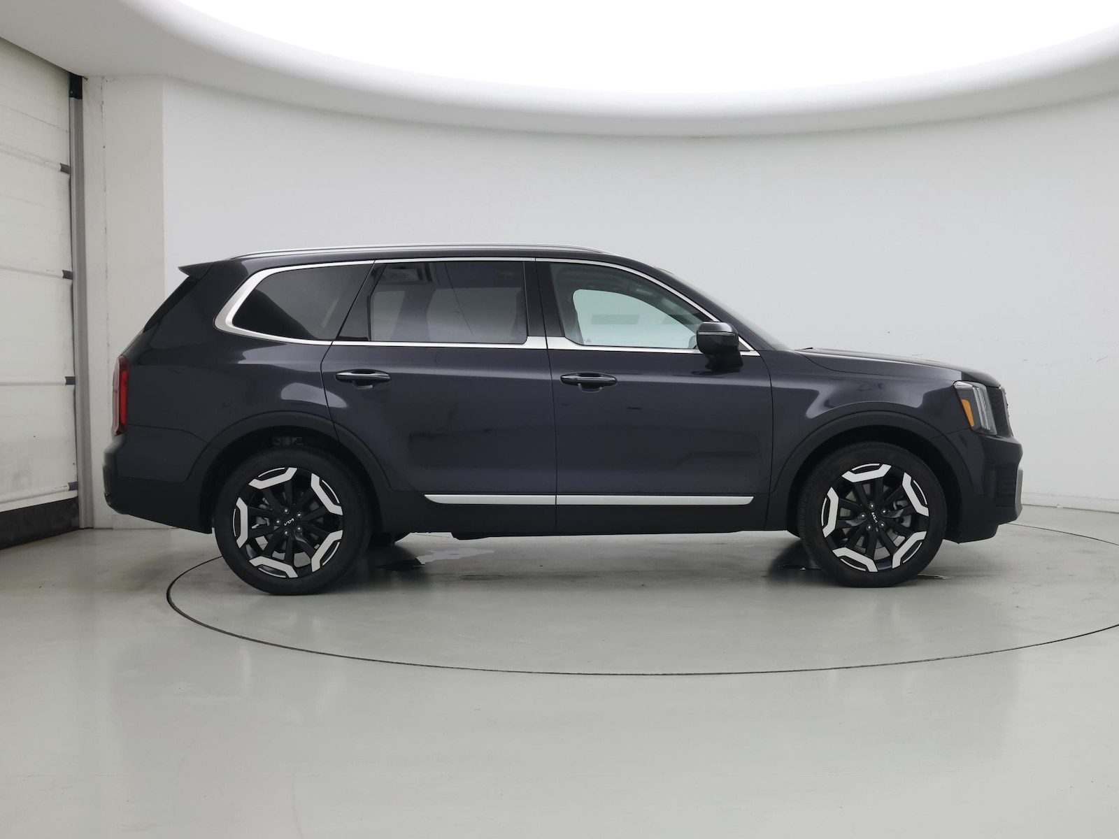 2025 Kia Telluride S - Photo 8