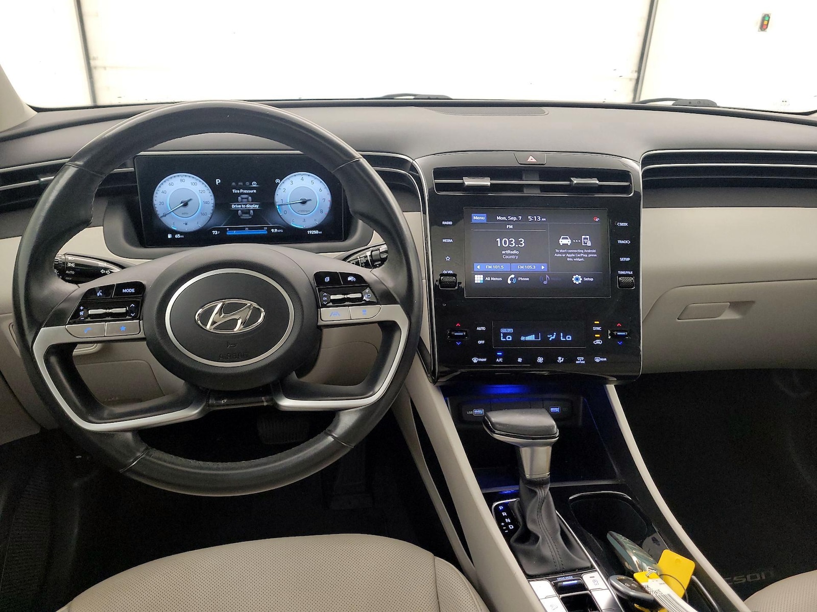 Apple CarPlay® & Android Auto™