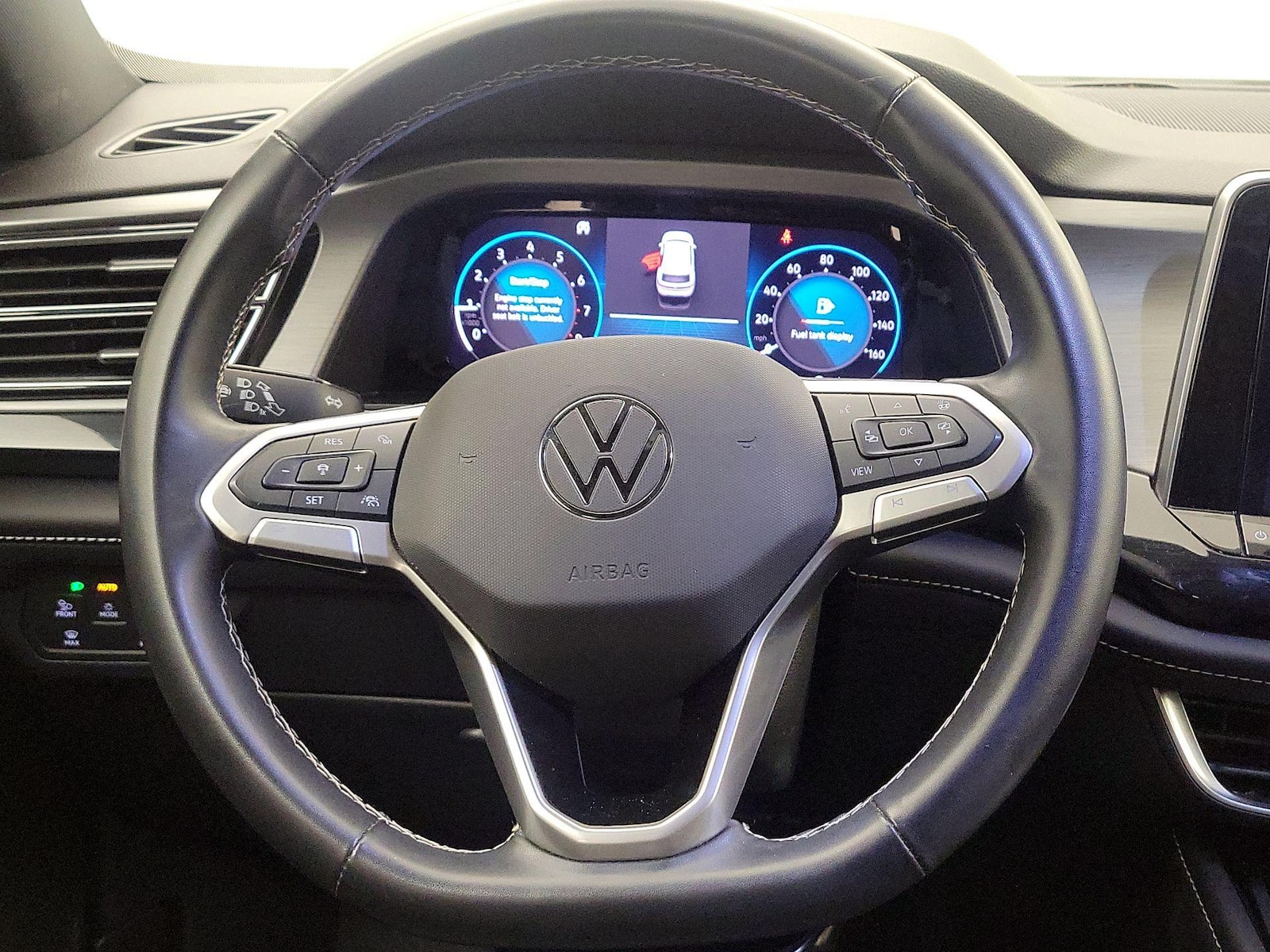 2025 Volkswagen Atlas Cross Sport SE w/Tech - Photo 11
