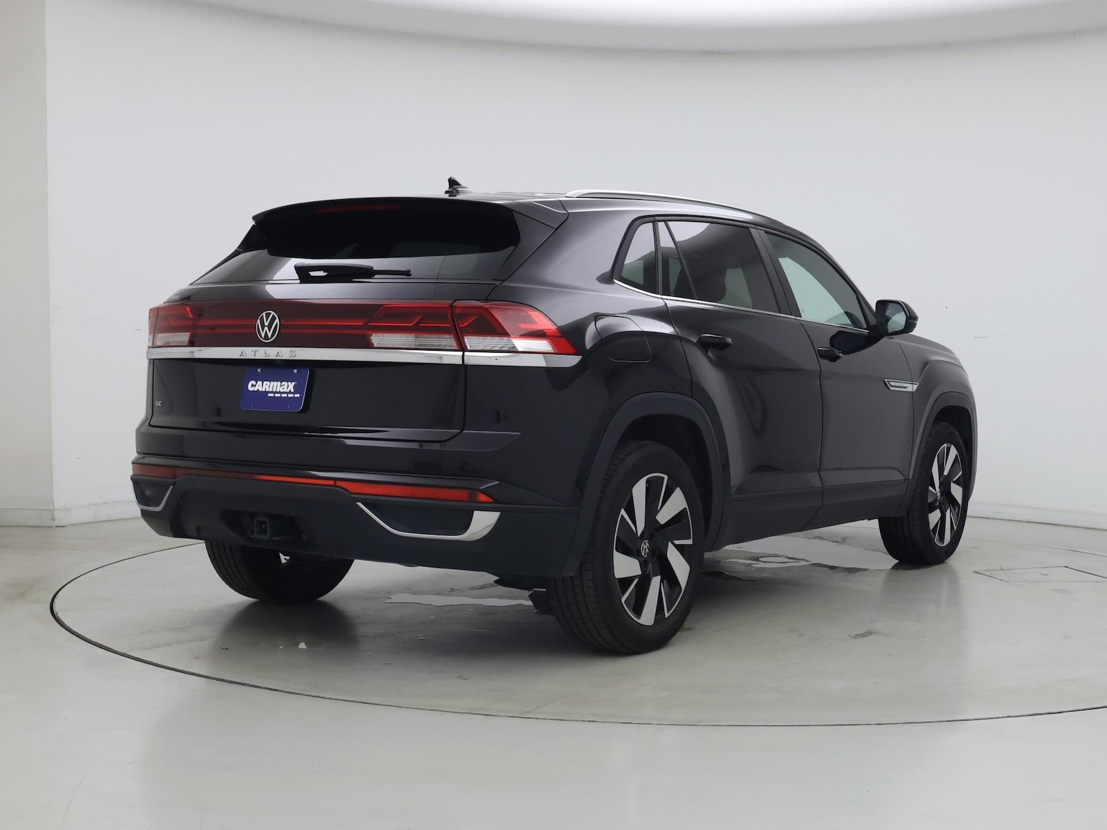 2025 Volkswagen Atlas Cross Sport SE w/Tech - Photo 9