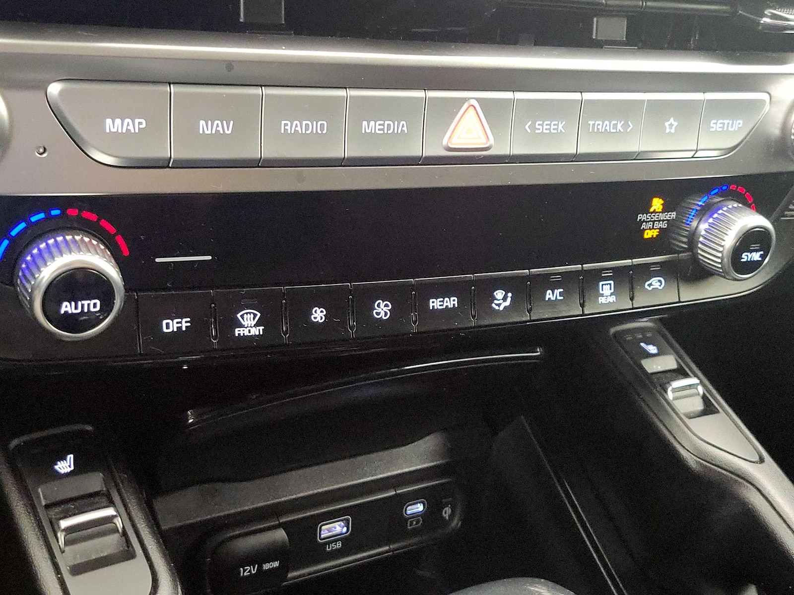 2025 Kia Telluride S - Photo 18
