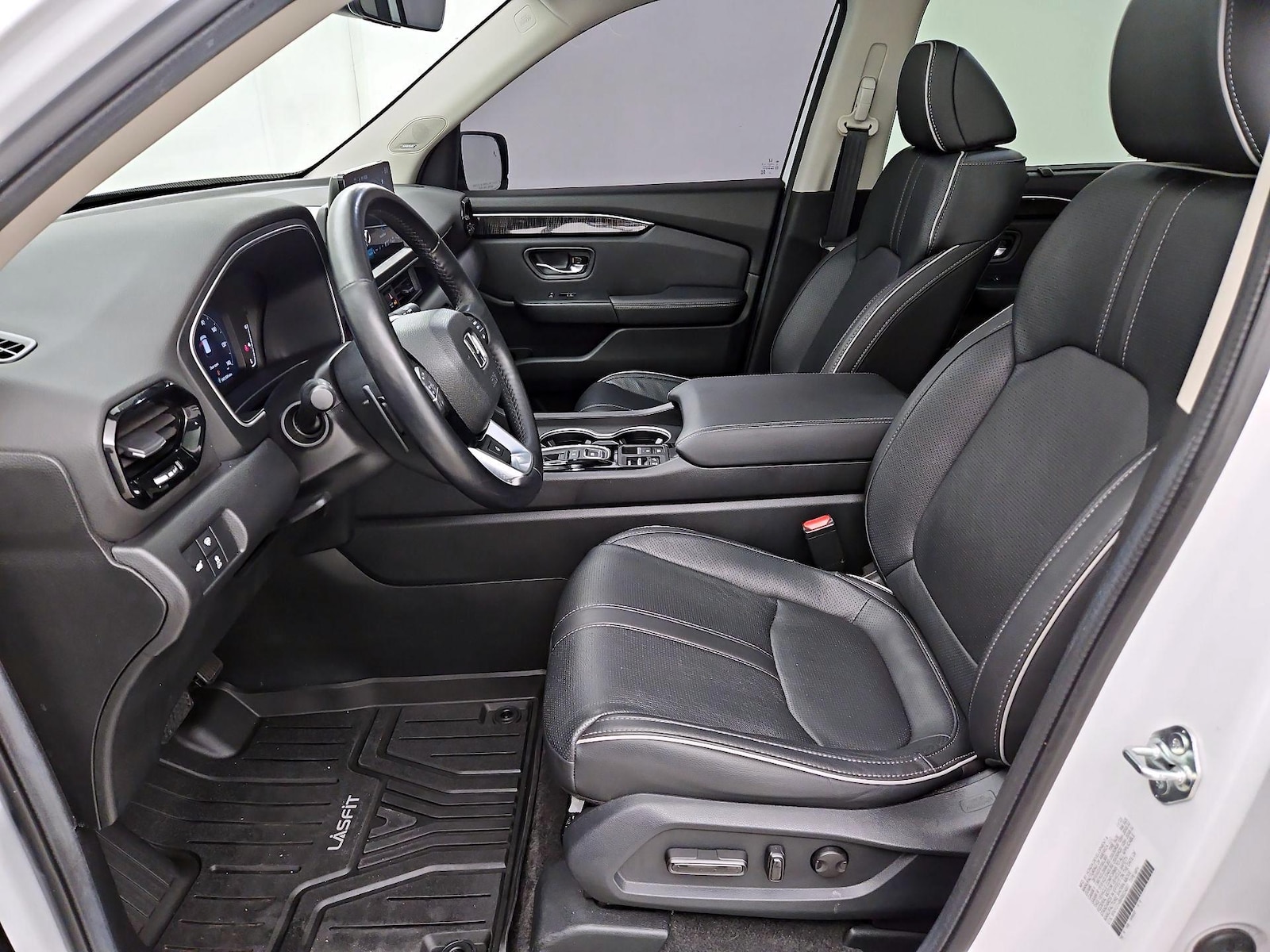 2024 Honda Pilot Elite - Photo 12