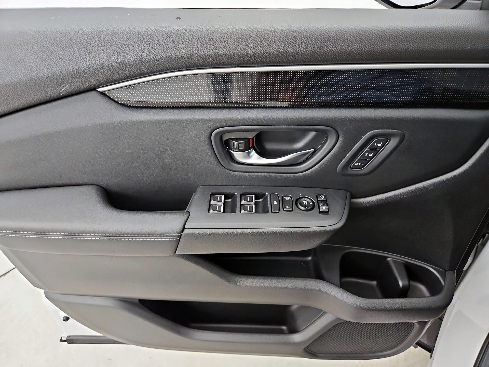 Thumbnail: 2024 Honda Pilot - 12