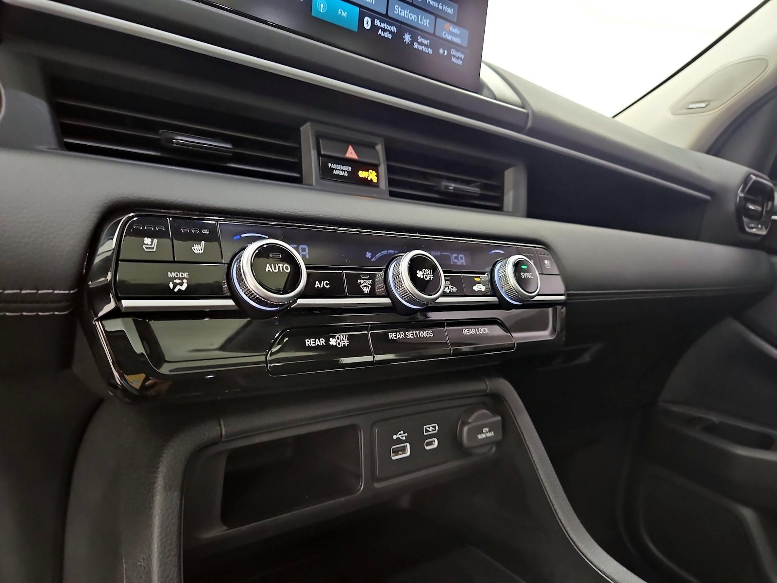 2024 Honda Pilot Elite - Photo 18