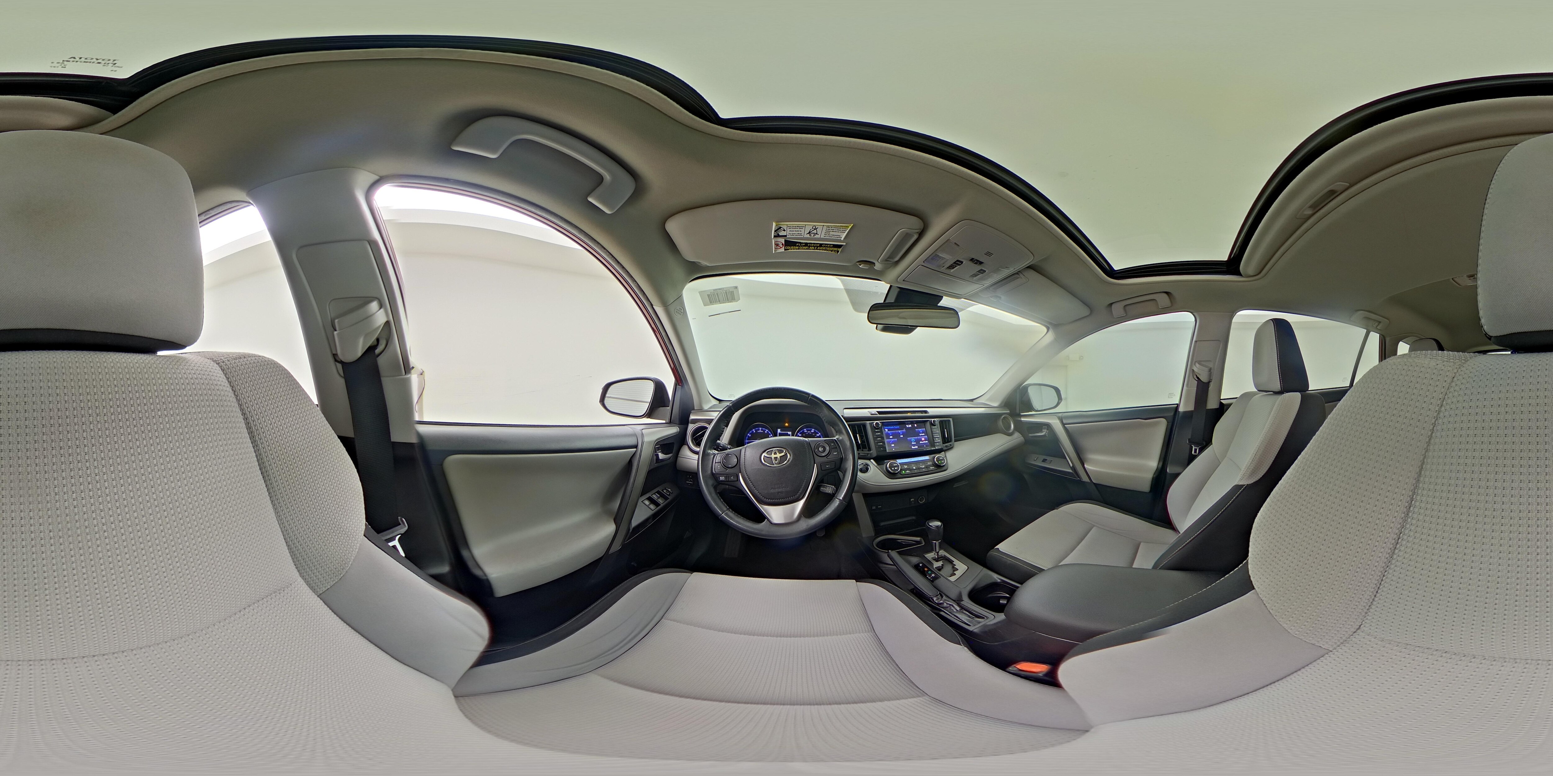 2018 Toyota RAV4 XLE - Photo 27
