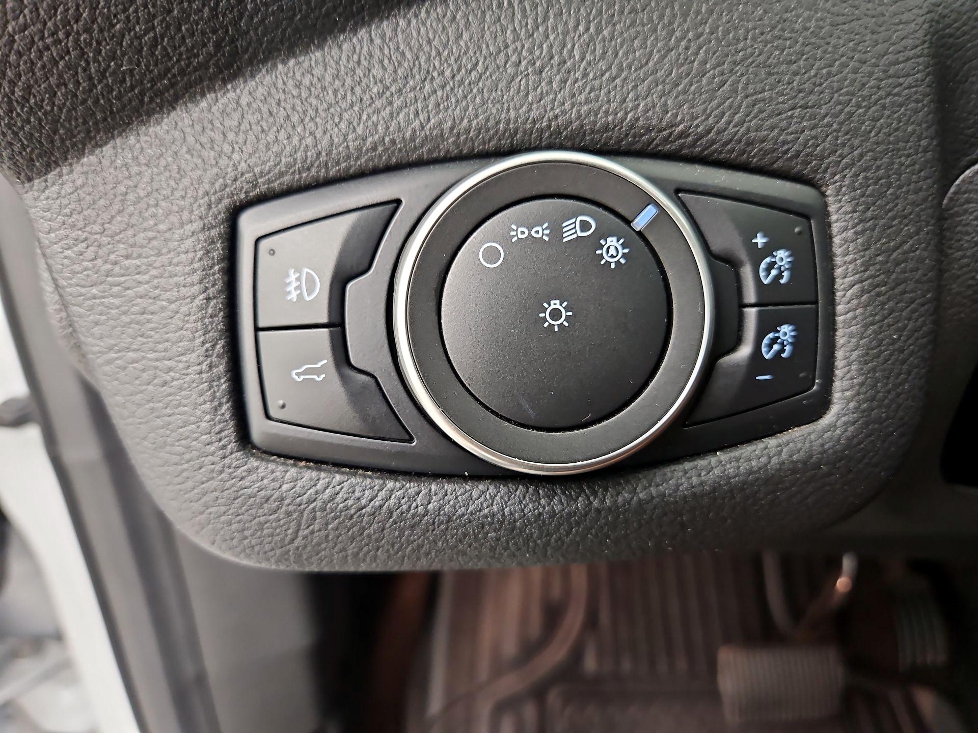 Thumbnail: 2019 Ford Escape - 13