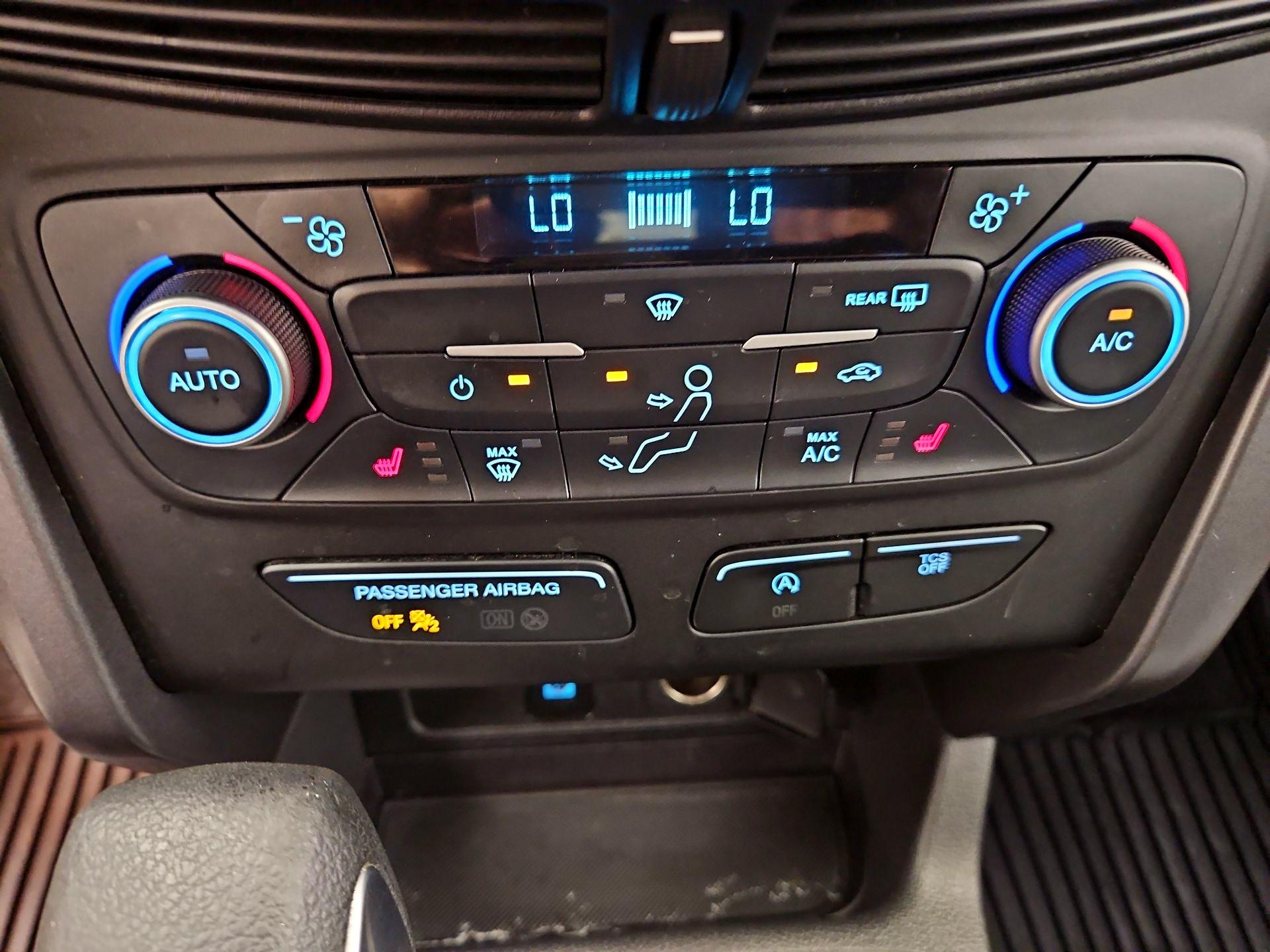 Thumbnail: 2019 Ford Escape - 16