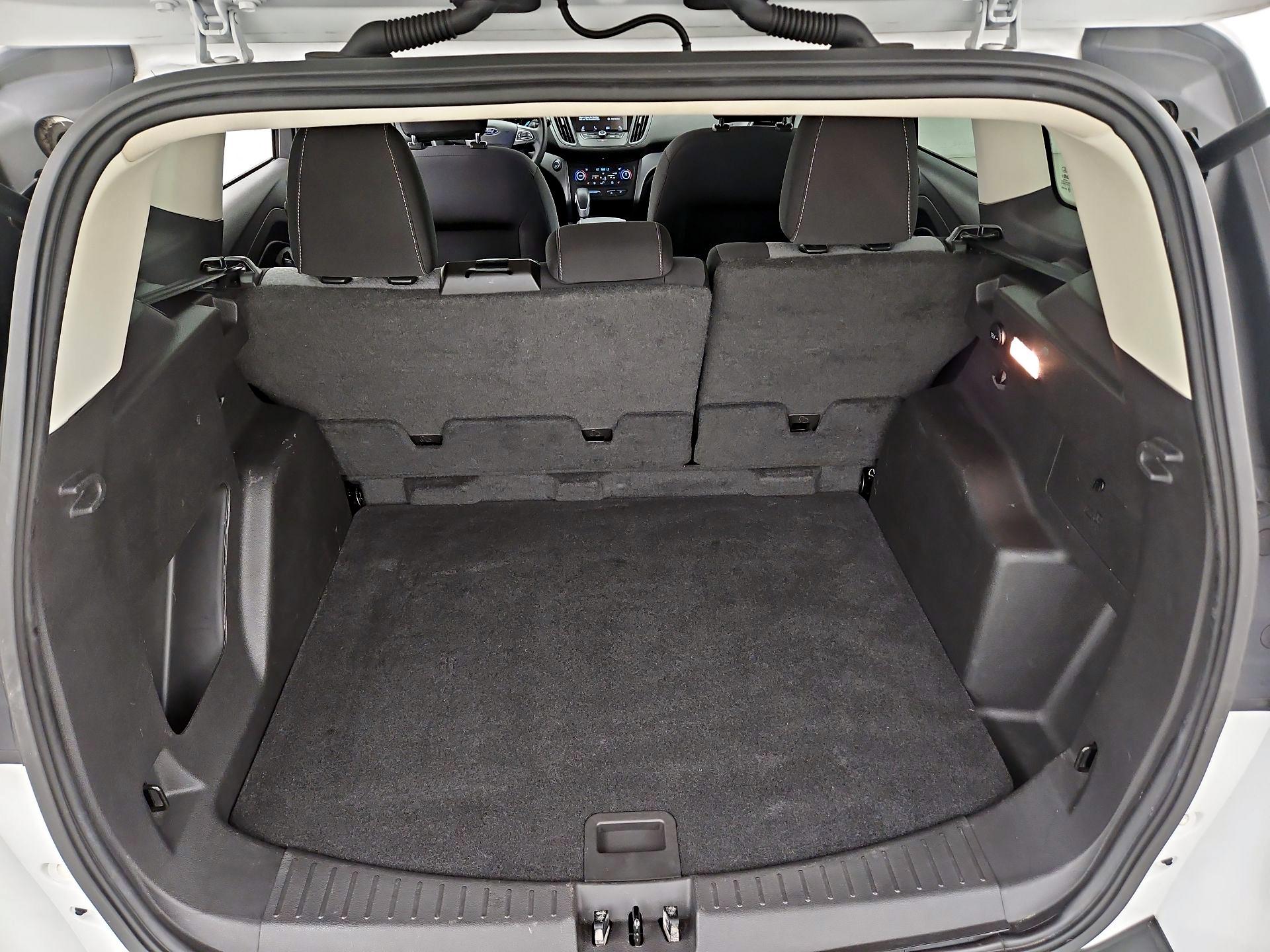 Thumbnail: 2019 Ford Escape - 20