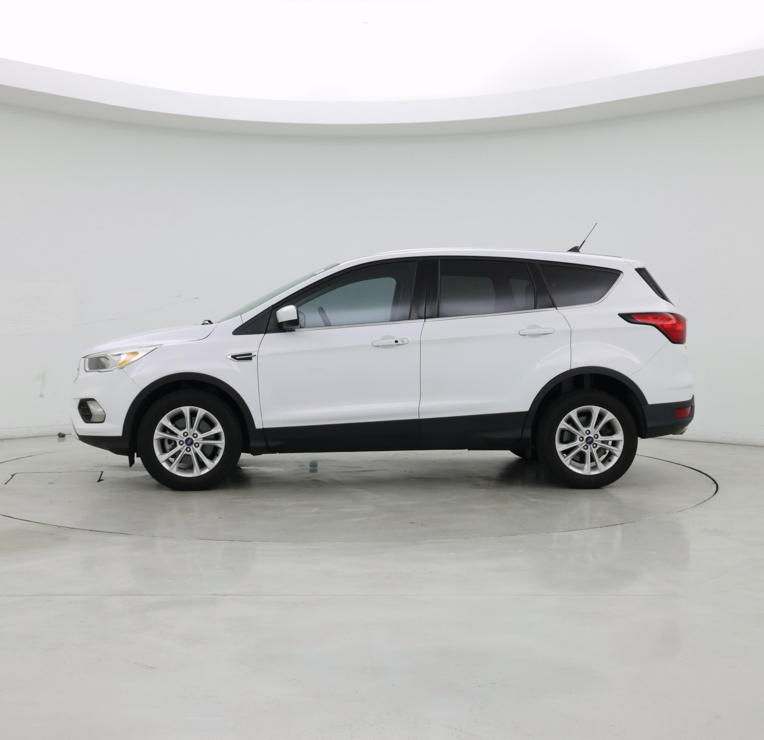 Thumbnail: 2019 Ford Escape - 3