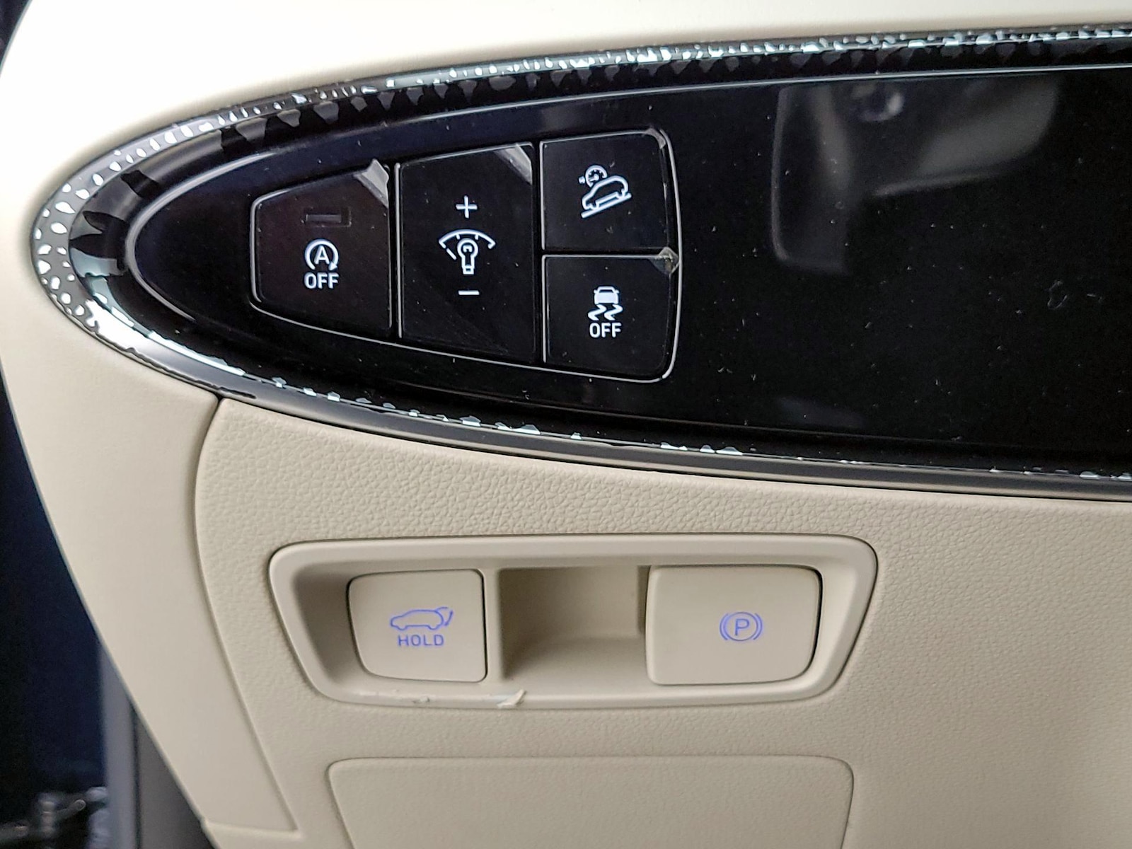 2022 GENESIS GV70 Standard - Photo 14