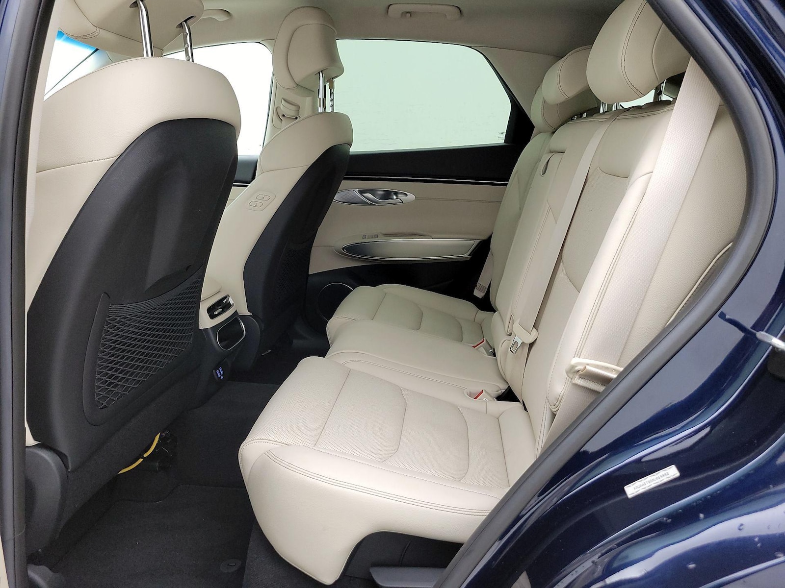 2022 GENESIS GV70 Standard - Photo 19