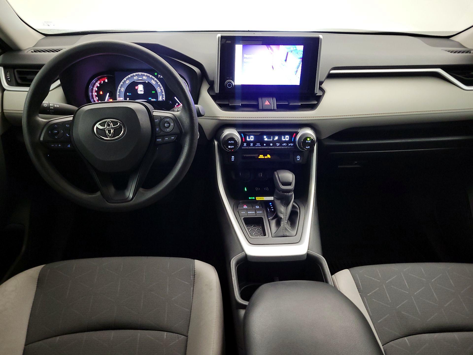 Thumbnail: 2025 Toyota RAV4 - 9